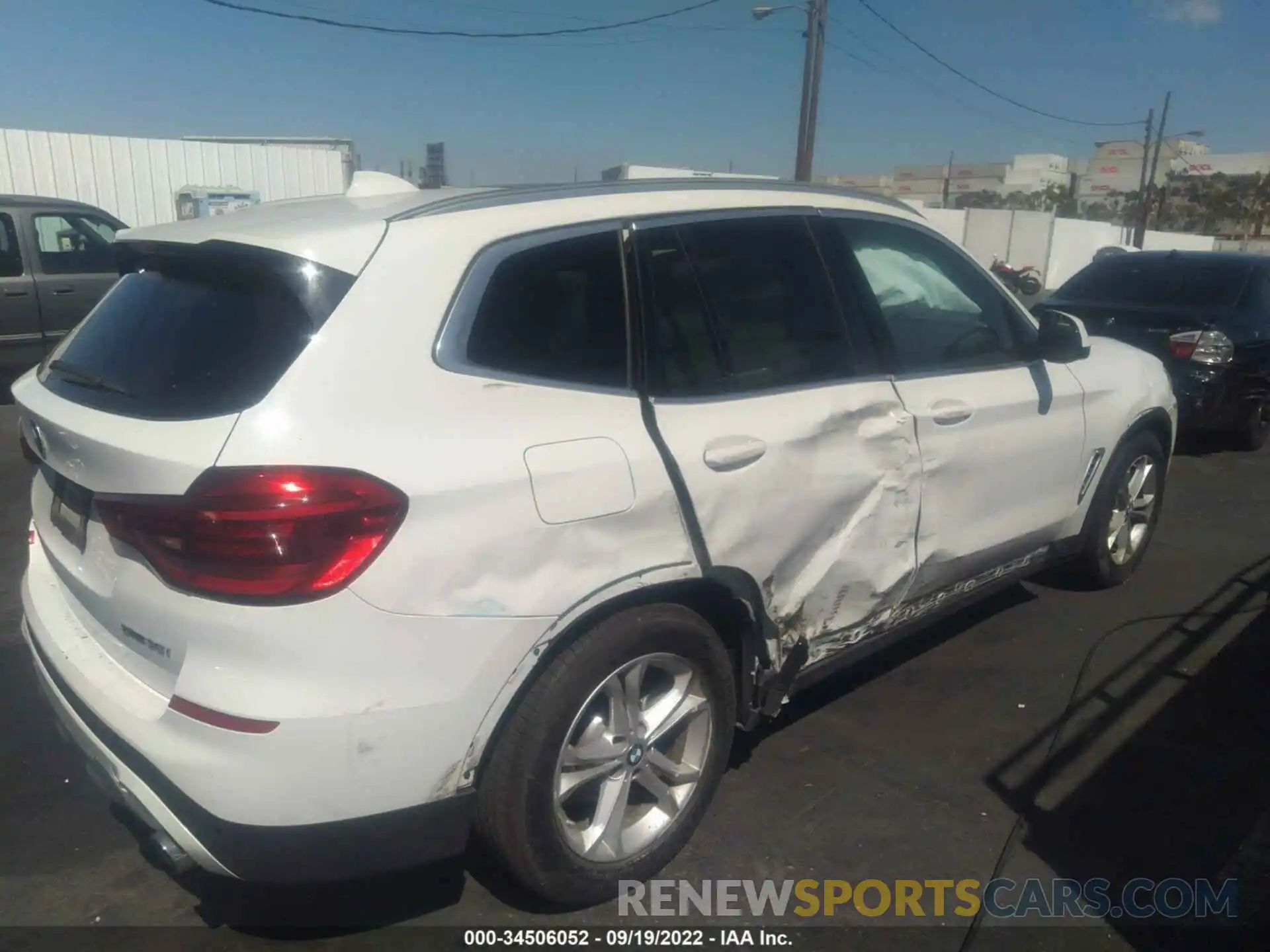 6 Photograph of a damaged car 5UXTY3C04L9B53792 BMW X3 2020