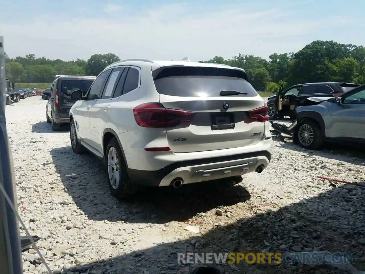 3 Photograph of a damaged car 5UXTY3C04L9C33898 BMW X3 2020