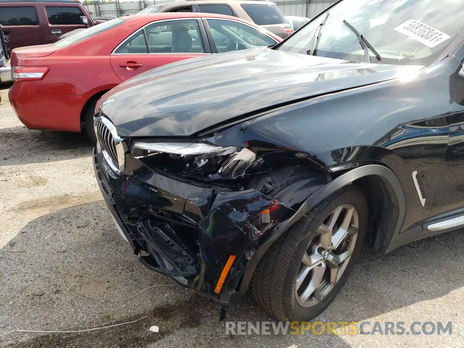 9 Photograph of a damaged car 5UXTY3C04LLE54842 BMW X3 2020