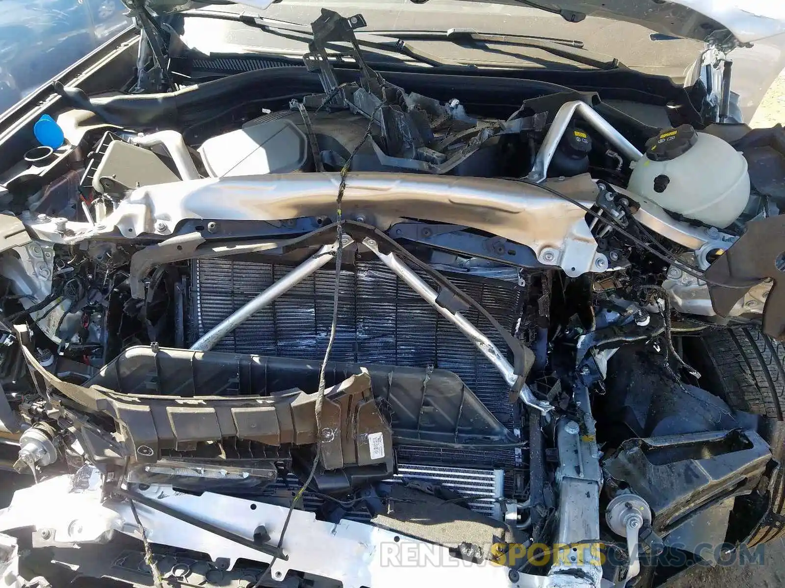 7 Photograph of a damaged car 5UXTY3C04LLU69645 BMW X3 2020