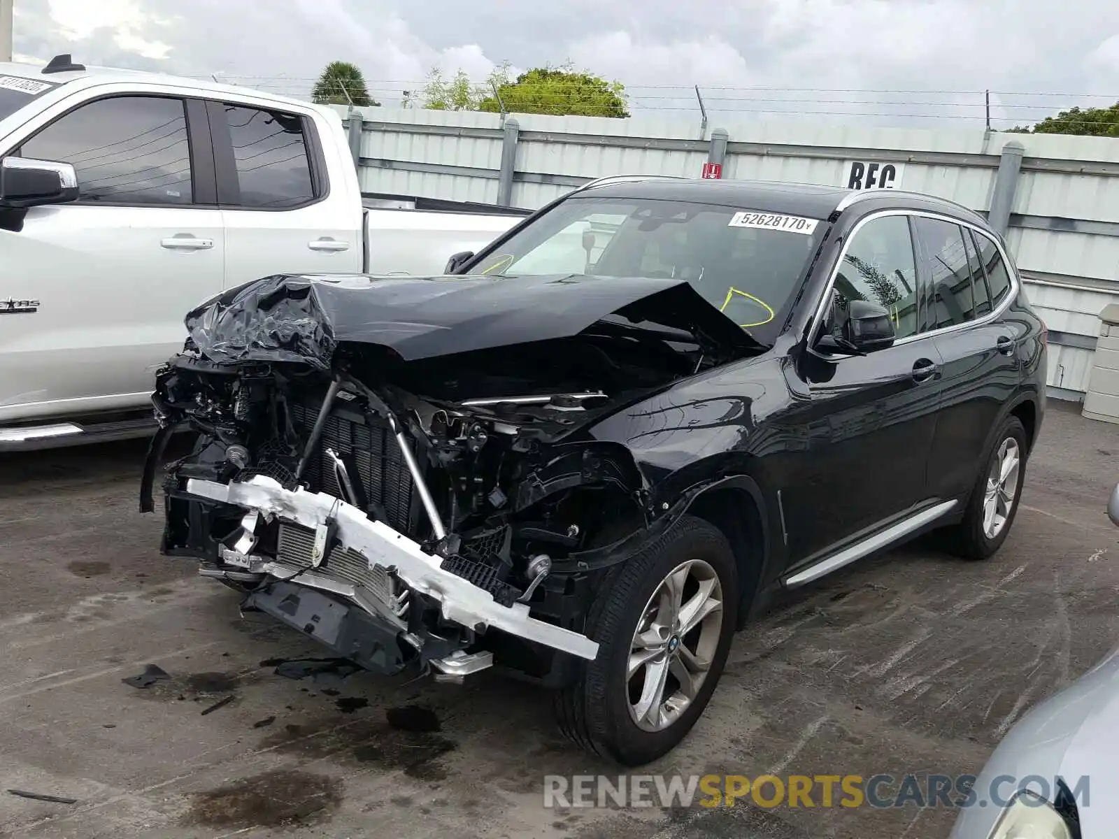 2 Фотография поврежденного автомобиля 5UXTY3C05L9B48620 BMW X3 2020
