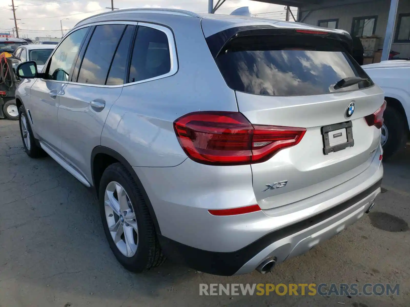 3 Фотография поврежденного автомобиля 5UXTY3C05L9B57656 BMW X3 2020