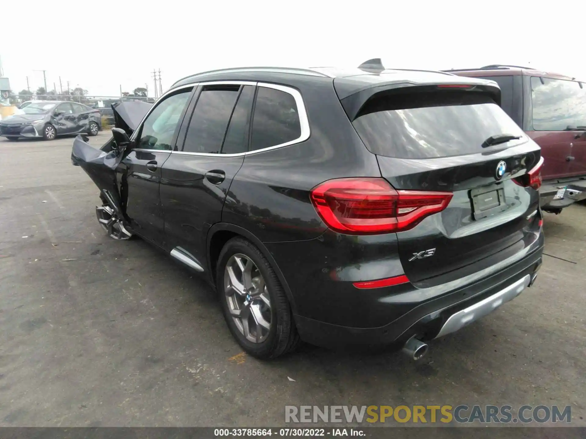 3 Photograph of a damaged car 5UXTY3C05L9C47583 BMW X3 2020