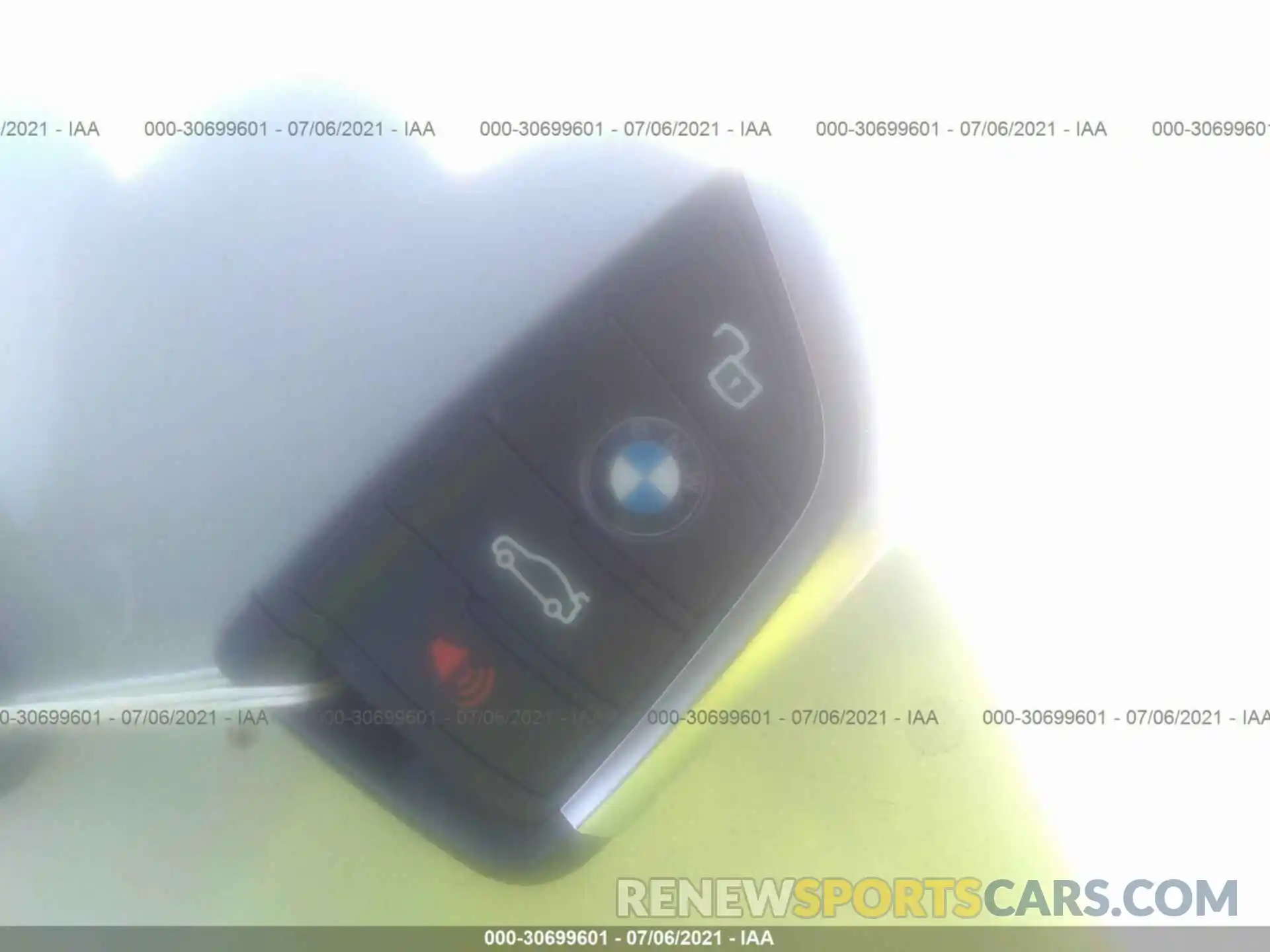 11 Фотография поврежденного автомобиля 5UXTY3C05L9D13050 BMW X3 2020