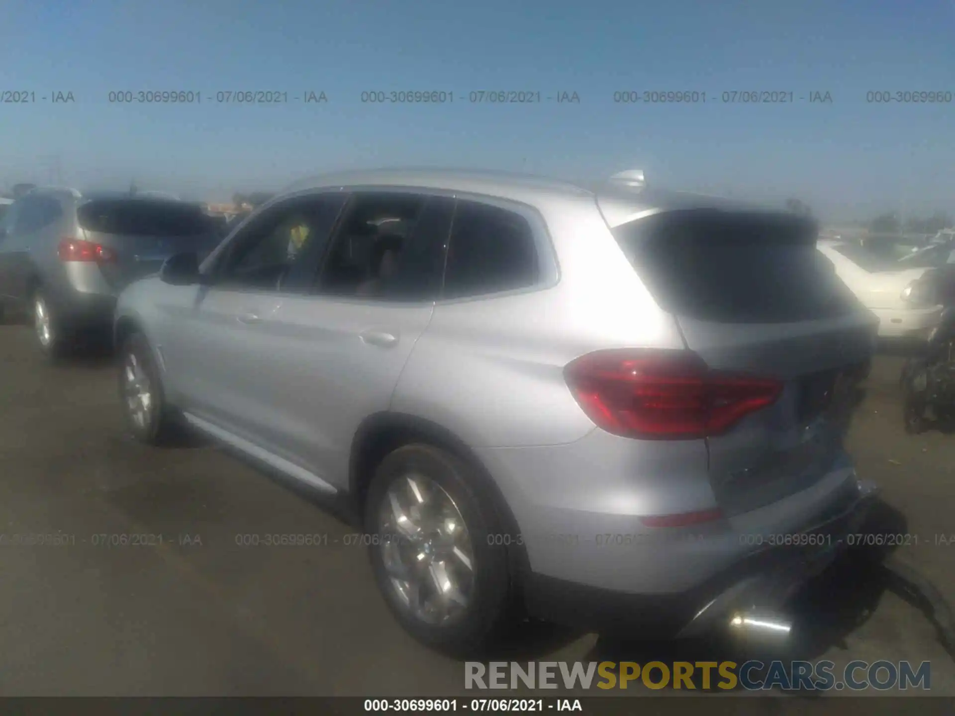 3 Фотография поврежденного автомобиля 5UXTY3C05L9D13050 BMW X3 2020