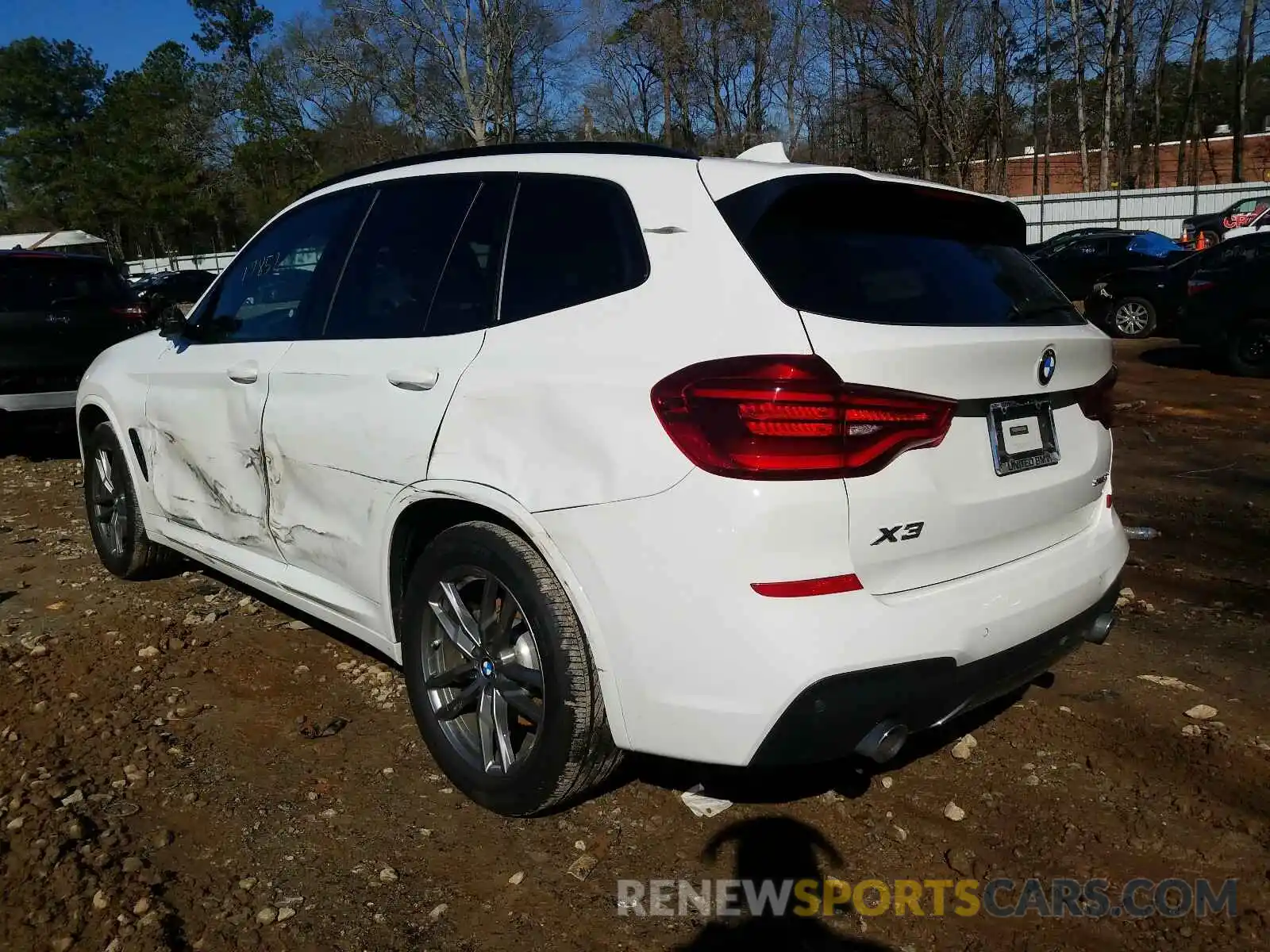 3 Photograph of a damaged car 5UXTY3C05LLE54686 BMW X3 2020