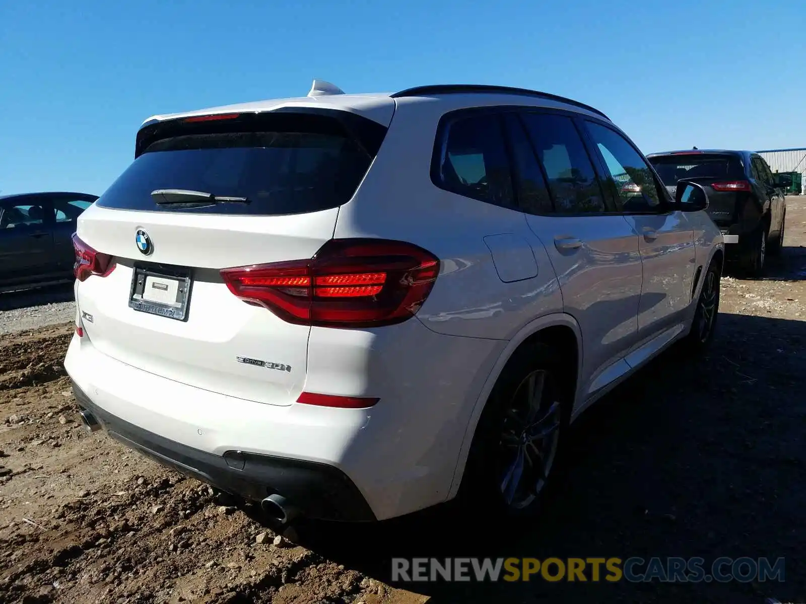 4 Photograph of a damaged car 5UXTY3C05LLE54686 BMW X3 2020