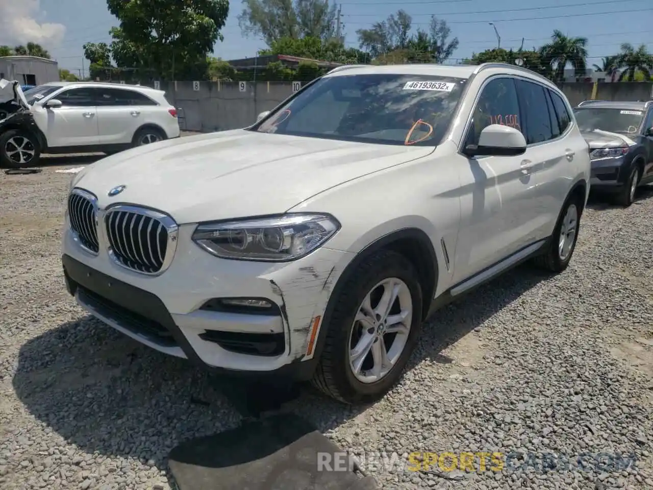 2 Photograph of a damaged car 5UXTY3C06L9B70321 BMW X3 2020