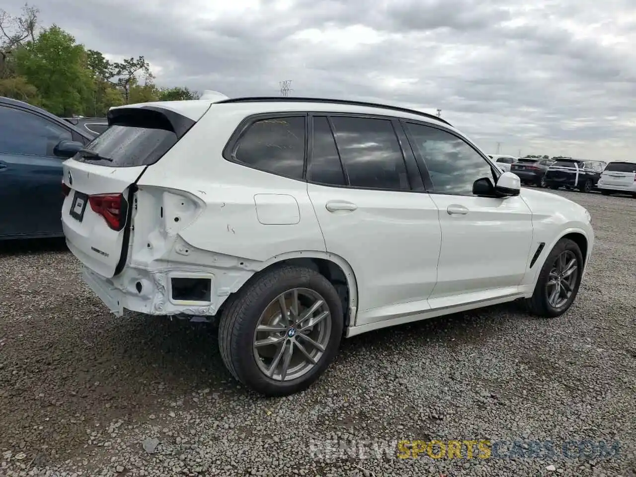 3 Фотография поврежденного автомобиля 5UXTY3C06L9C54297 BMW X3 2020