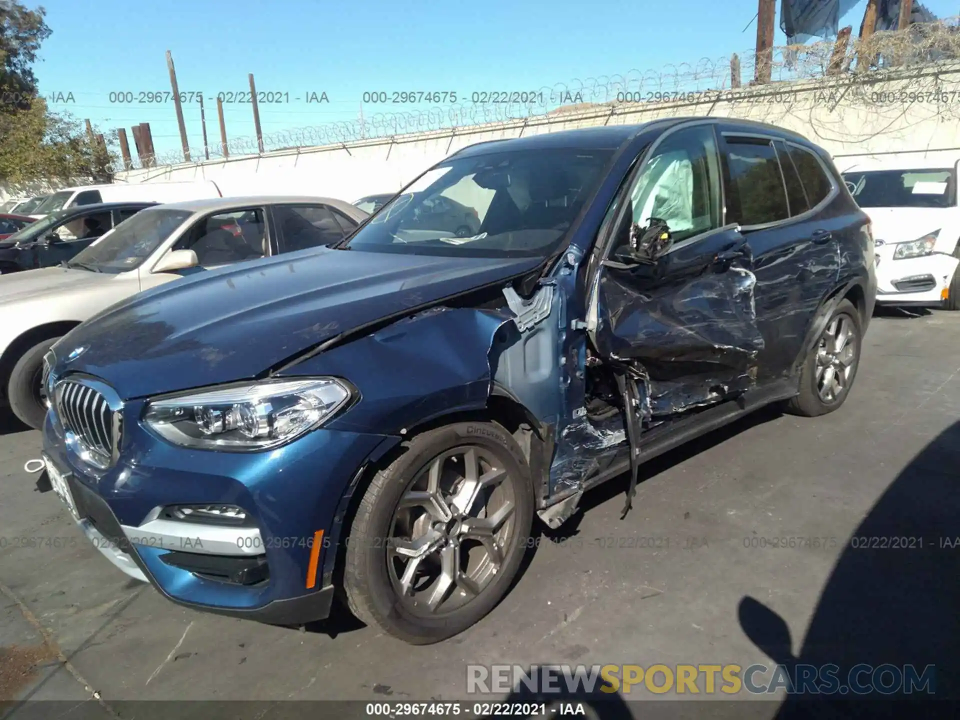2 Фотография поврежденного автомобиля 5UXTY3C06LLU71381 BMW X3 2020
