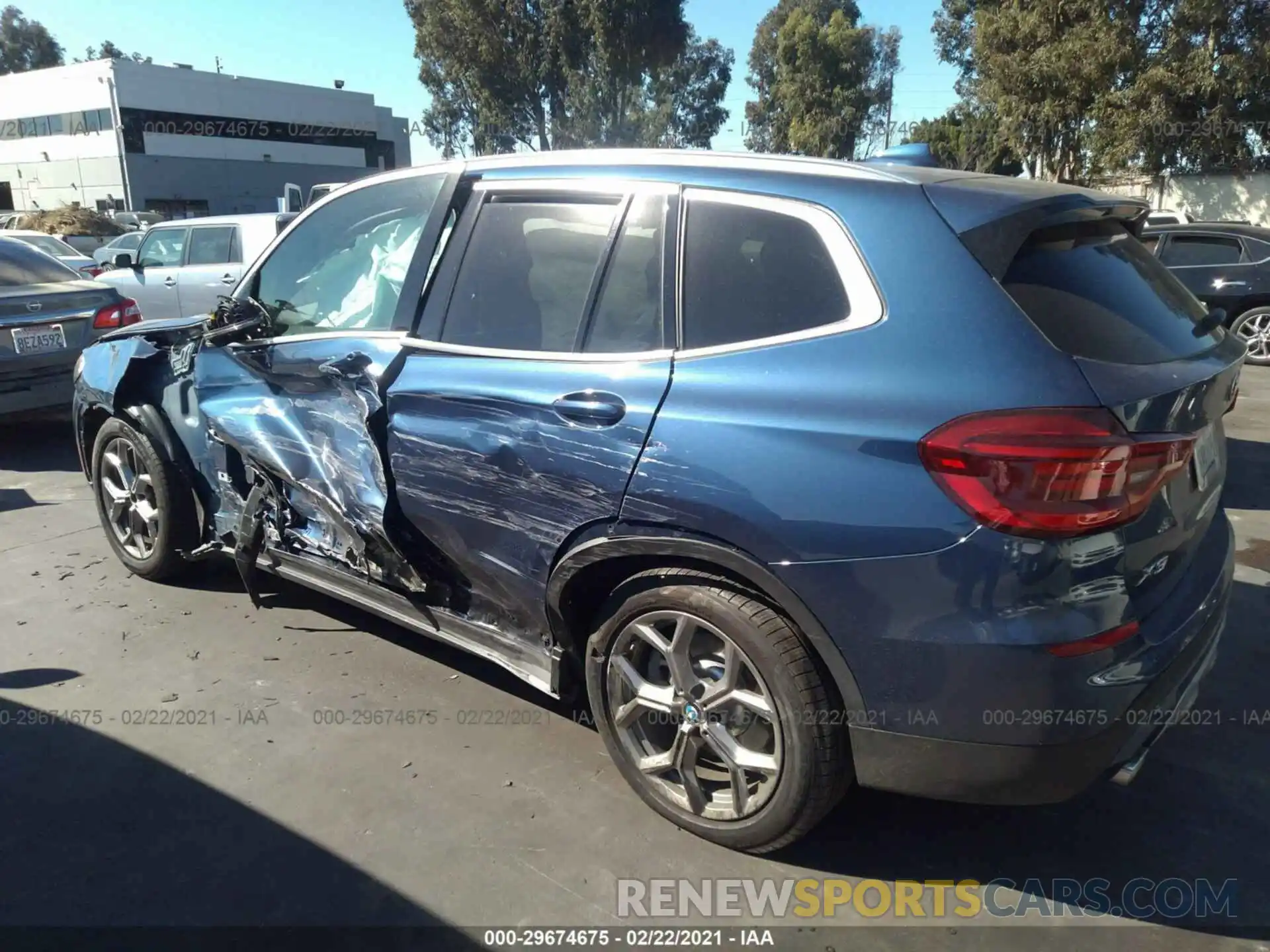 3 Photograph of a damaged car 5UXTY3C06LLU71381 BMW X3 2020
