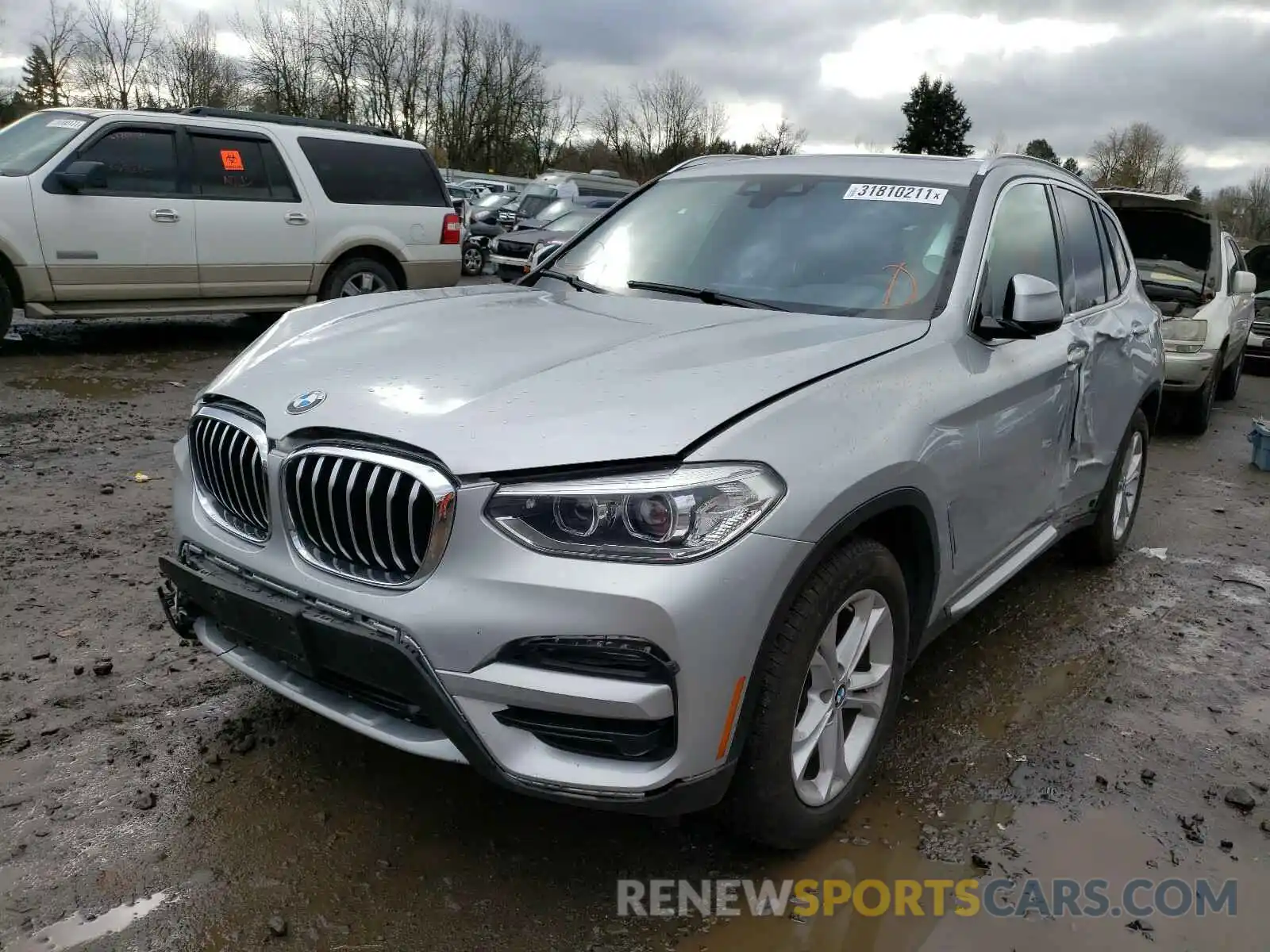 2 Photograph of a damaged car 5UXTY3C06LLU72529 BMW X3 2020