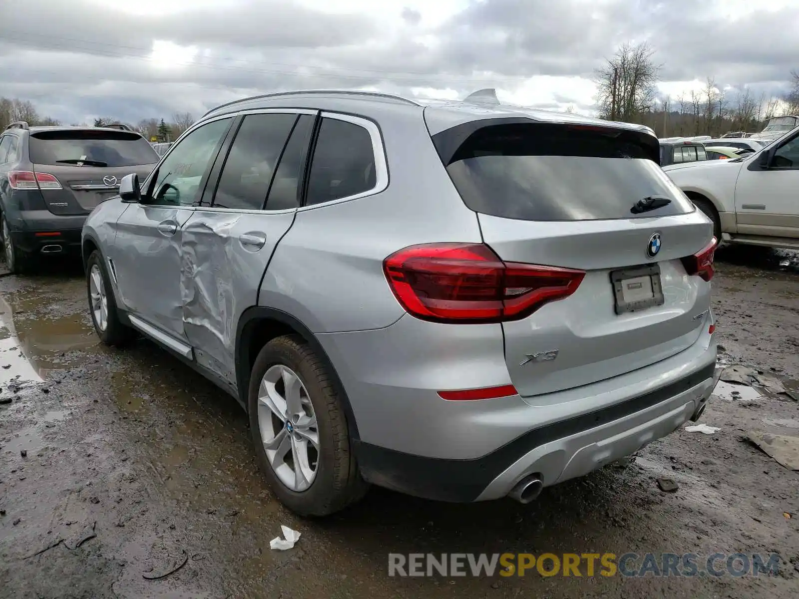 3 Photograph of a damaged car 5UXTY3C06LLU72529 BMW X3 2020