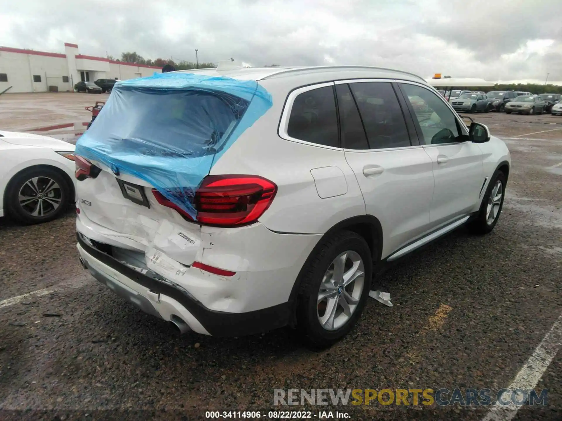 4 Photograph of a damaged car 5UXTY3C07L9B03744 BMW X3 2020