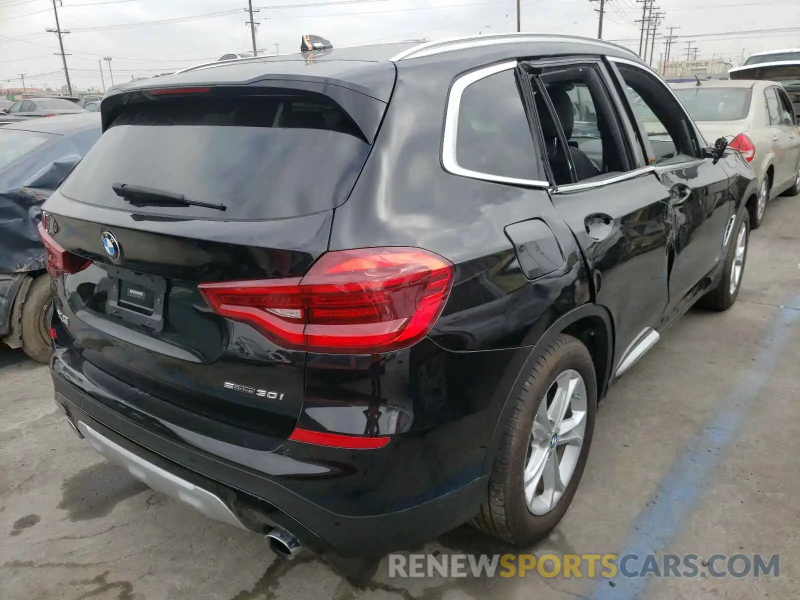 4 Фотография поврежденного автомобиля 5UXTY3C07L9B58243 BMW X3 2020