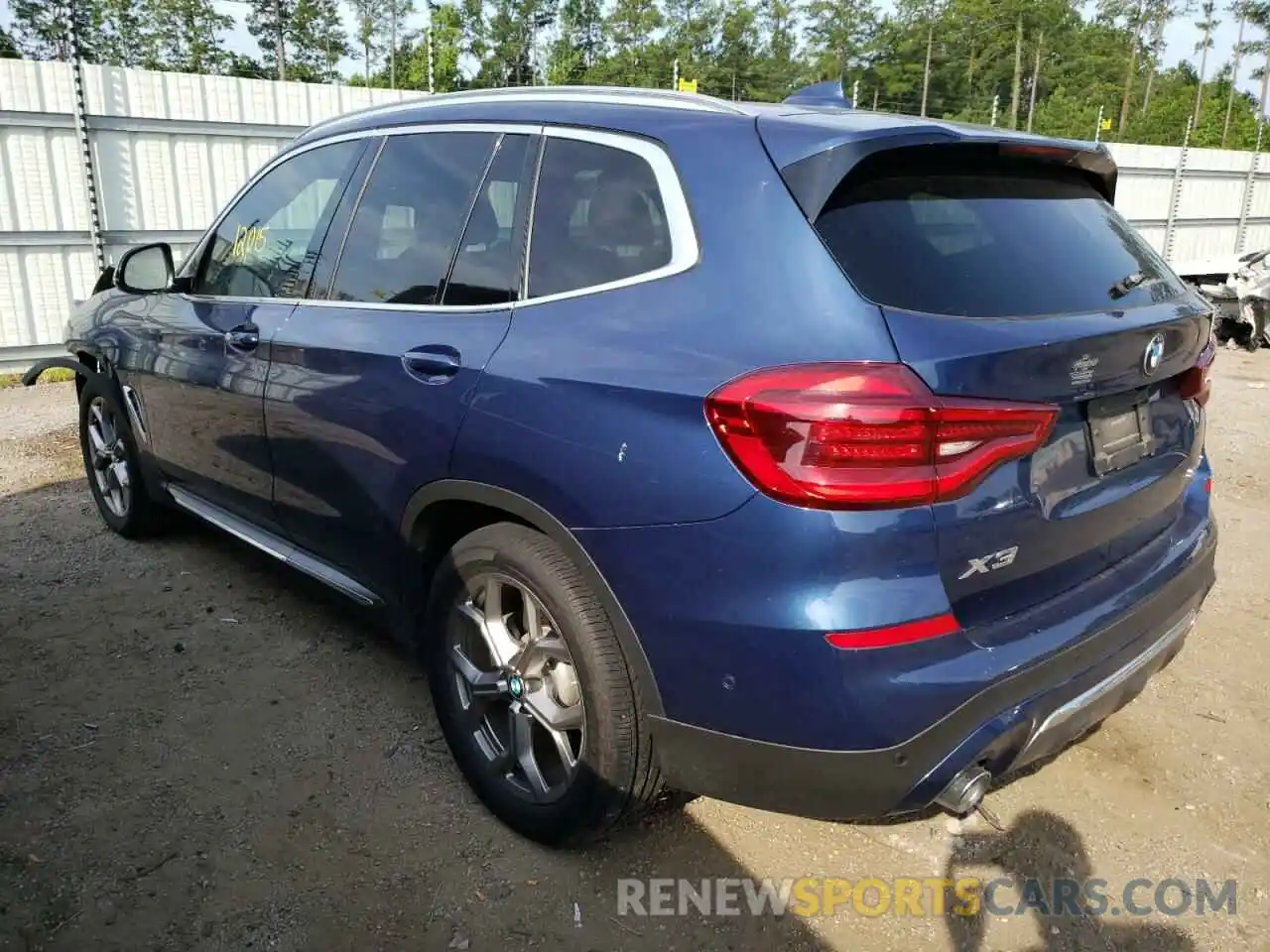 3 Photograph of a damaged car 5UXTY3C07L9B95860 BMW X3 2020