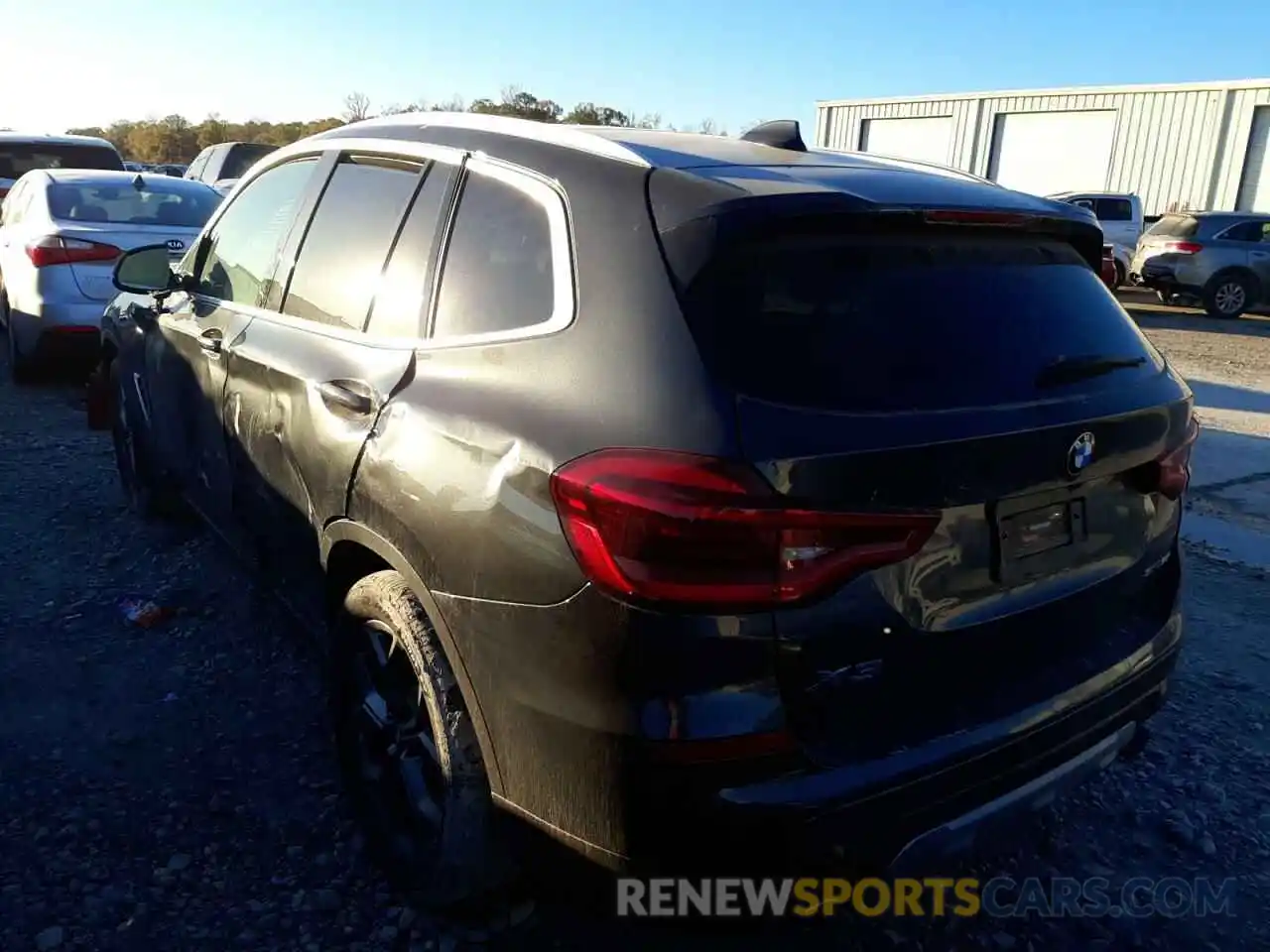 3 Photograph of a damaged car 5UXTY3C07L9D50536 BMW X3 2020