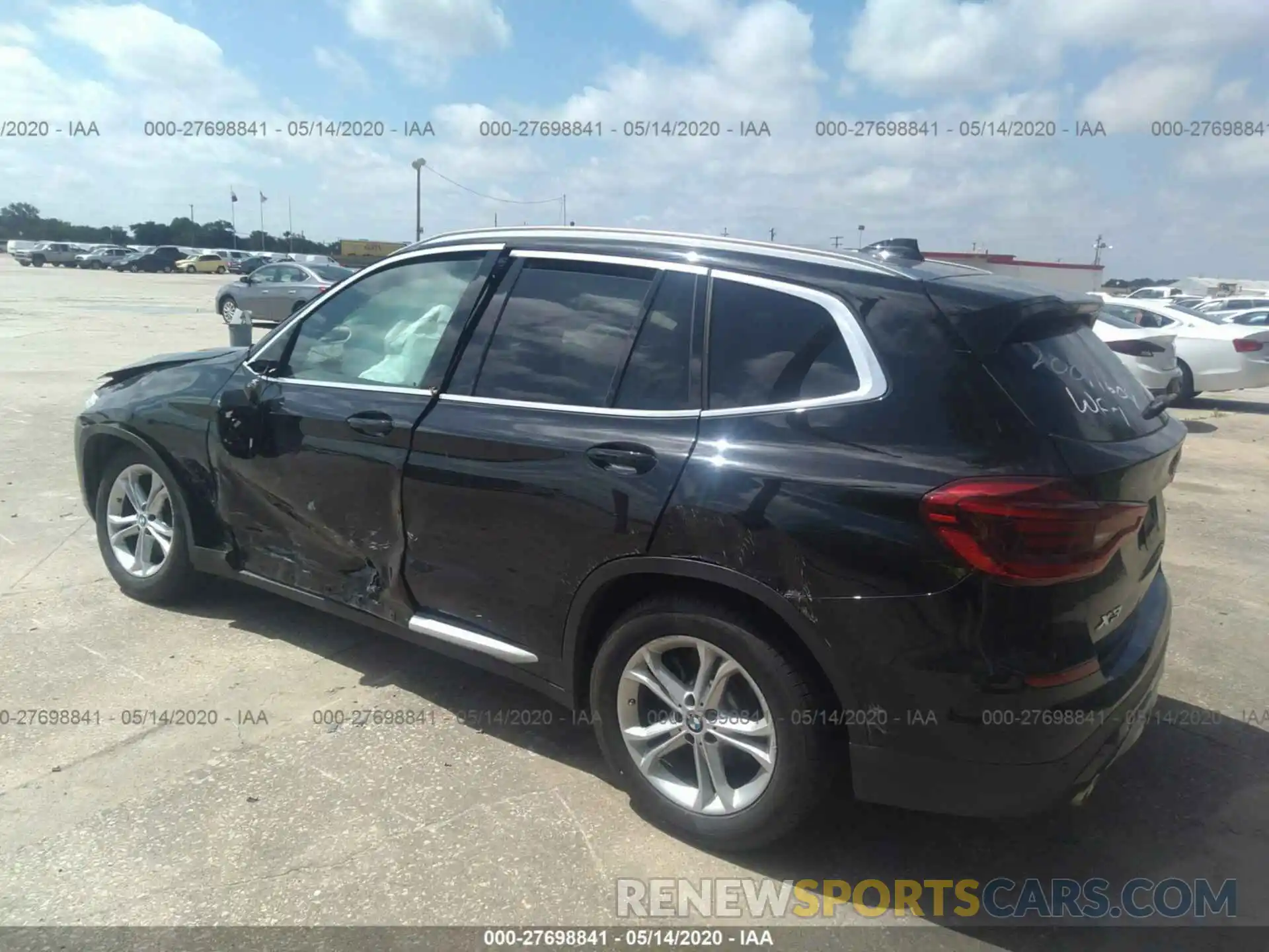 3 Photograph of a damaged car 5UXTY3C07LLE55113 BMW X3 2020