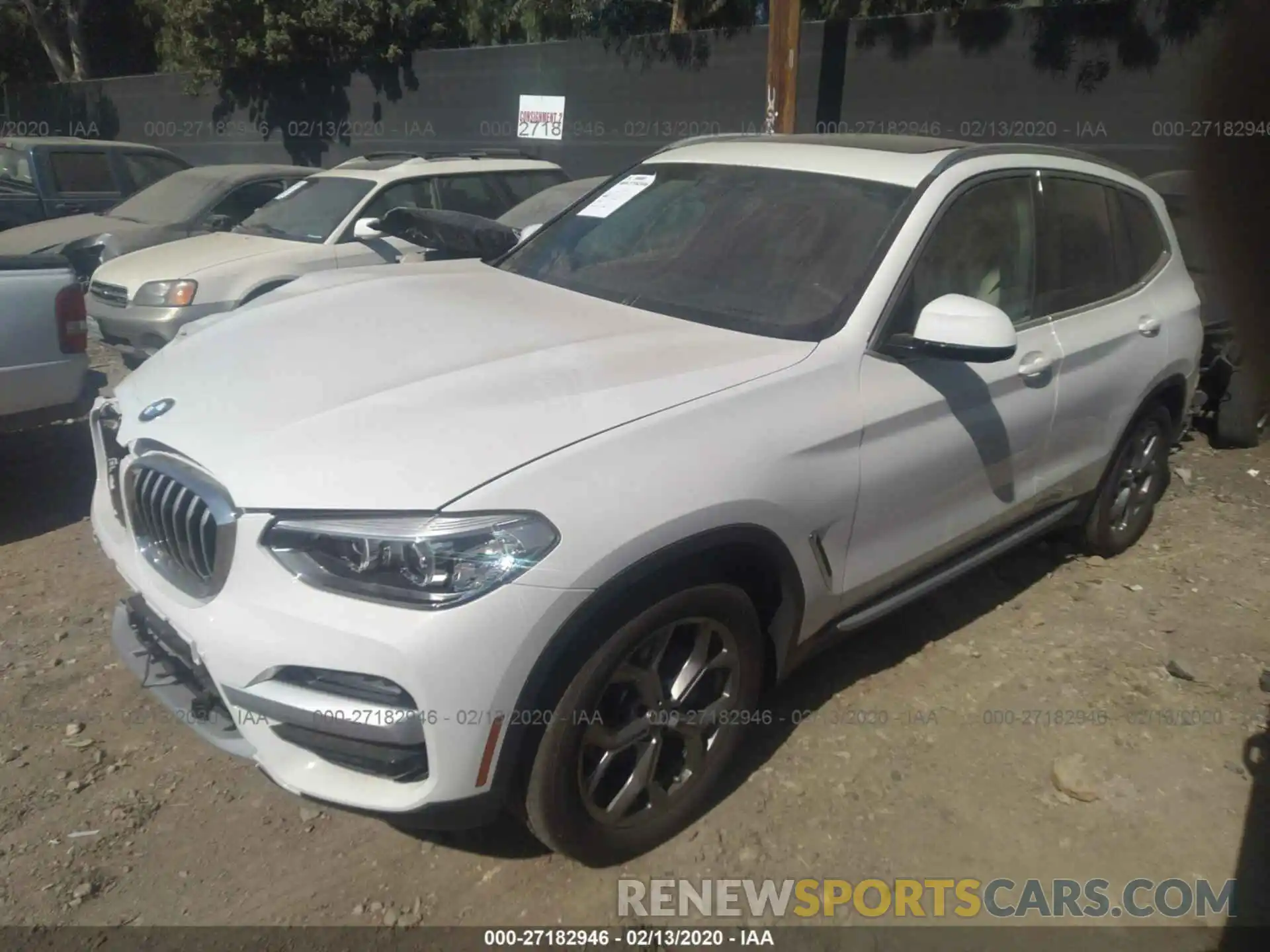 2 Photograph of a damaged car 5UXTY3C07LLU69400 BMW X3 2020