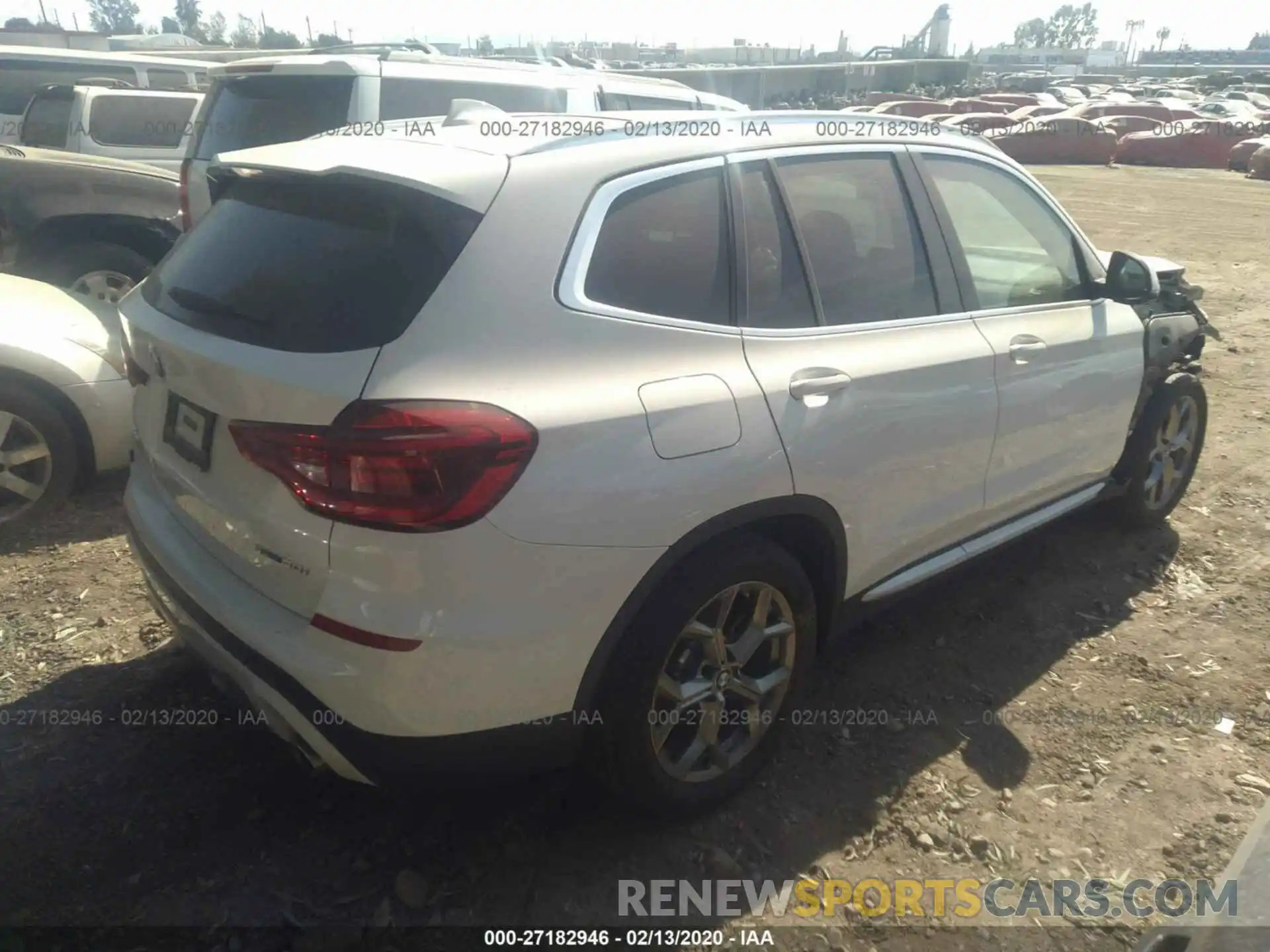 4 Photograph of a damaged car 5UXTY3C07LLU69400 BMW X3 2020