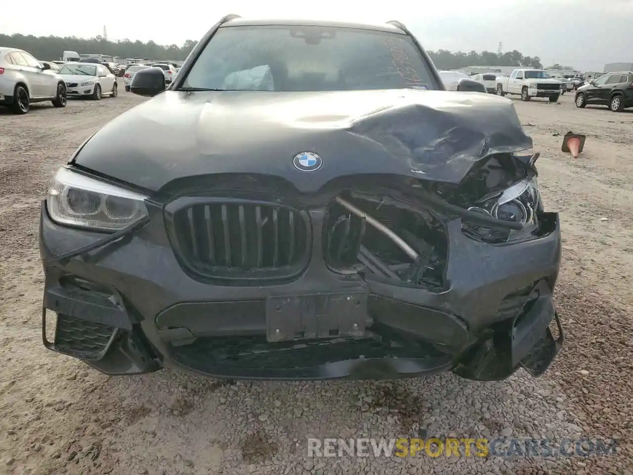 5 Photograph of a damaged car 5UXTY3C07LLU70708 BMW X3 2020