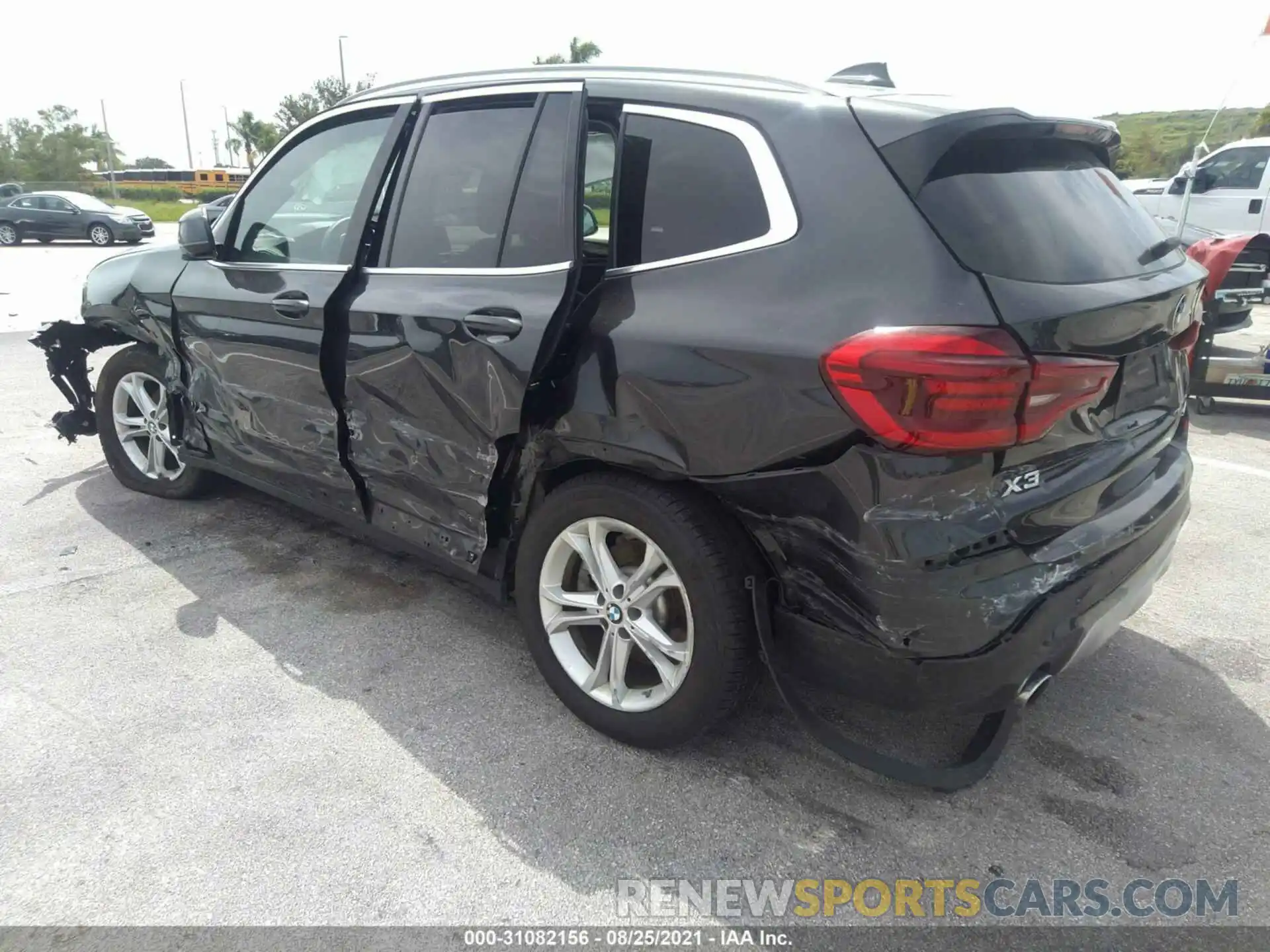 3 Photograph of a damaged car 5UXTY3C07LLU72877 BMW X3 2020