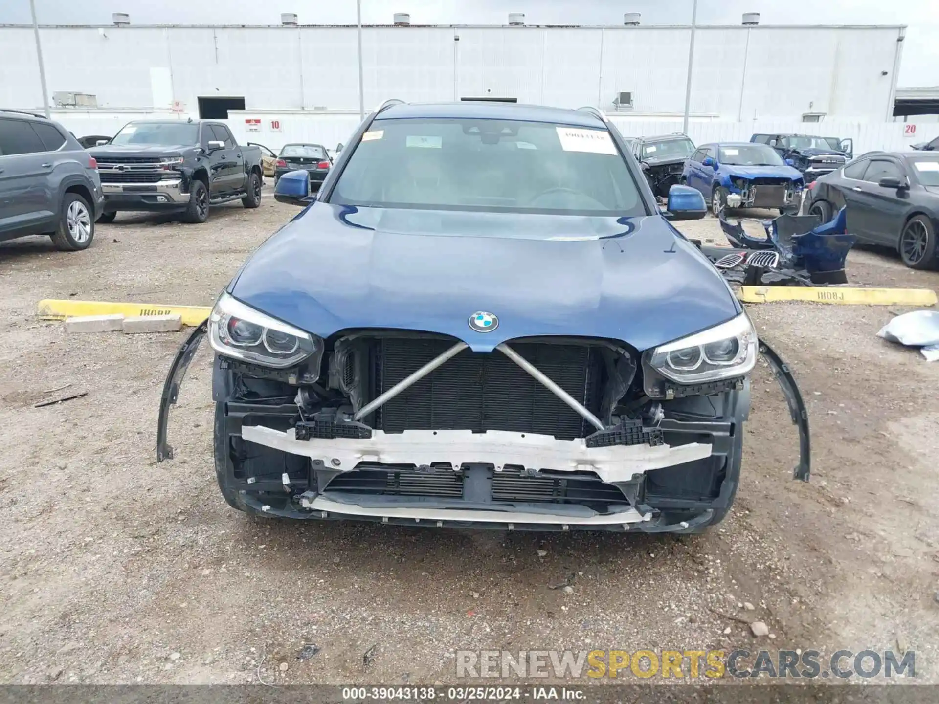 13 Photograph of a damaged car 5UXTY3C08L9B70059 BMW X3 2020