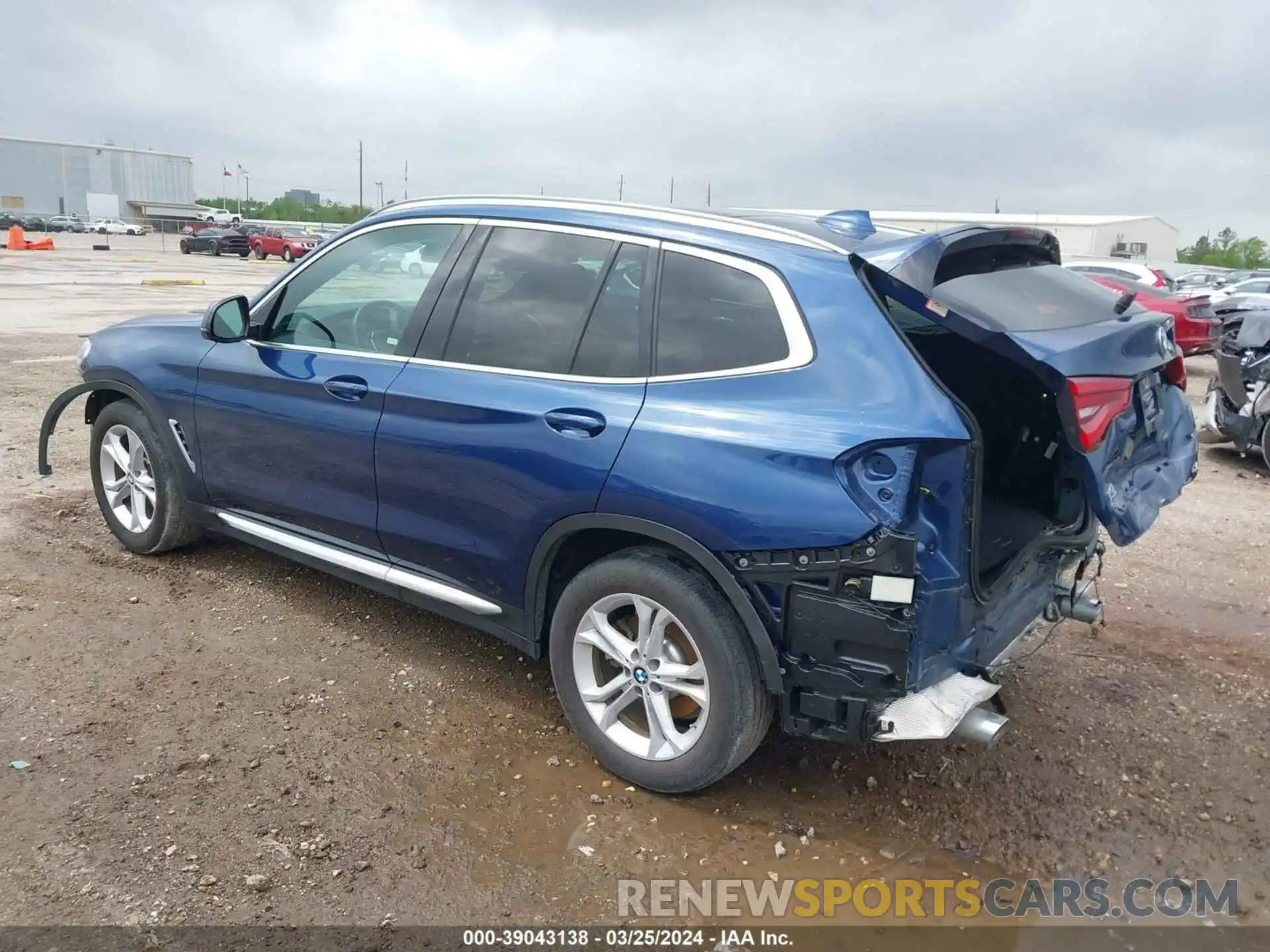 3 Photograph of a damaged car 5UXTY3C08L9B70059 BMW X3 2020