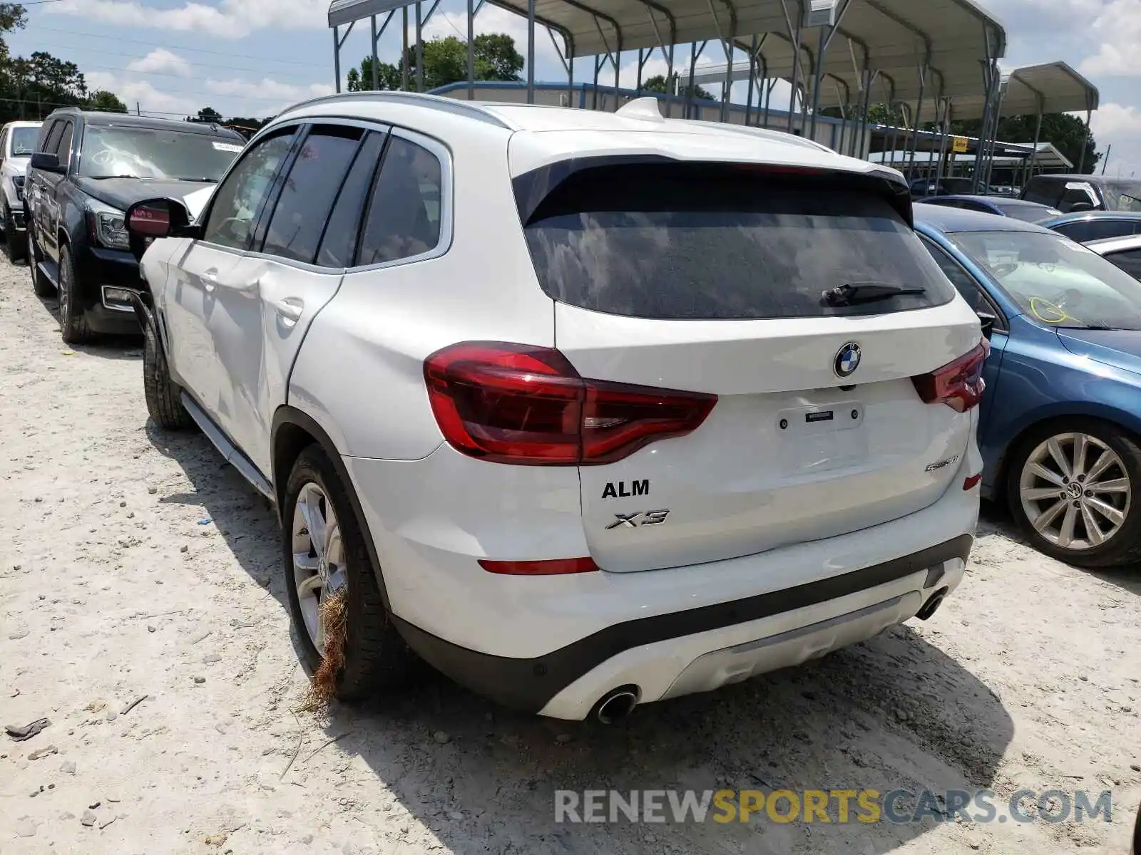 3 Photograph of a damaged car 5UXTY3C08LLE55329 BMW X3 2020