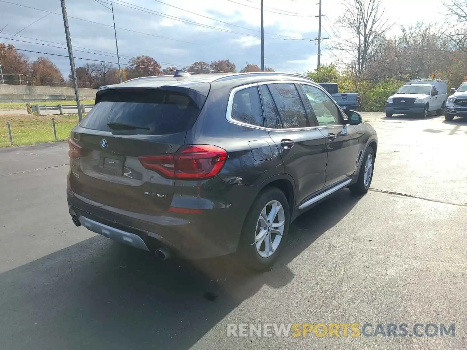 4 Photograph of a damaged car 5UXTY3C08LLU69406 BMW X3 2020