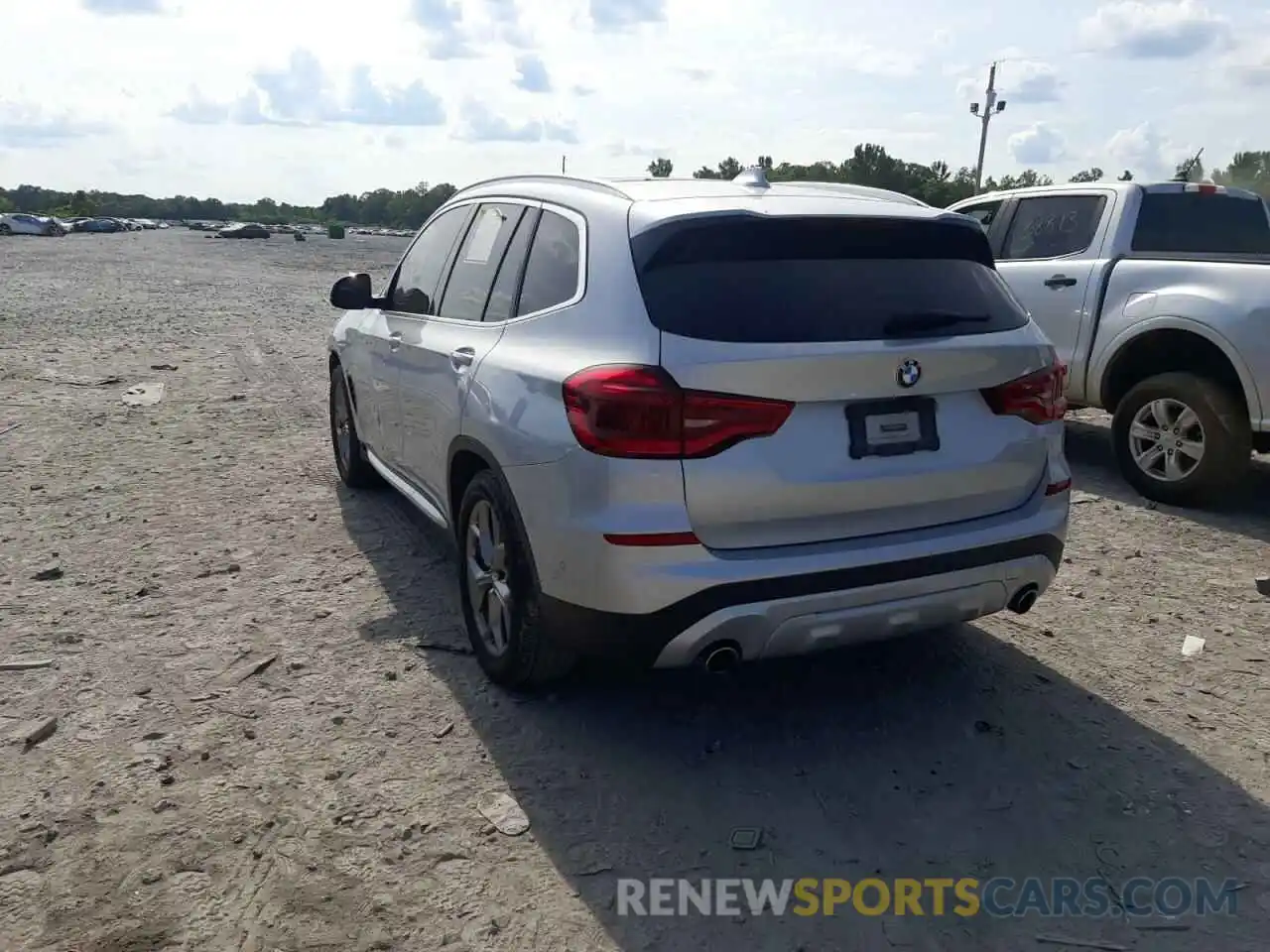 3 Photograph of a damaged car 5UXTY3C08LLU72211 BMW X3 2020