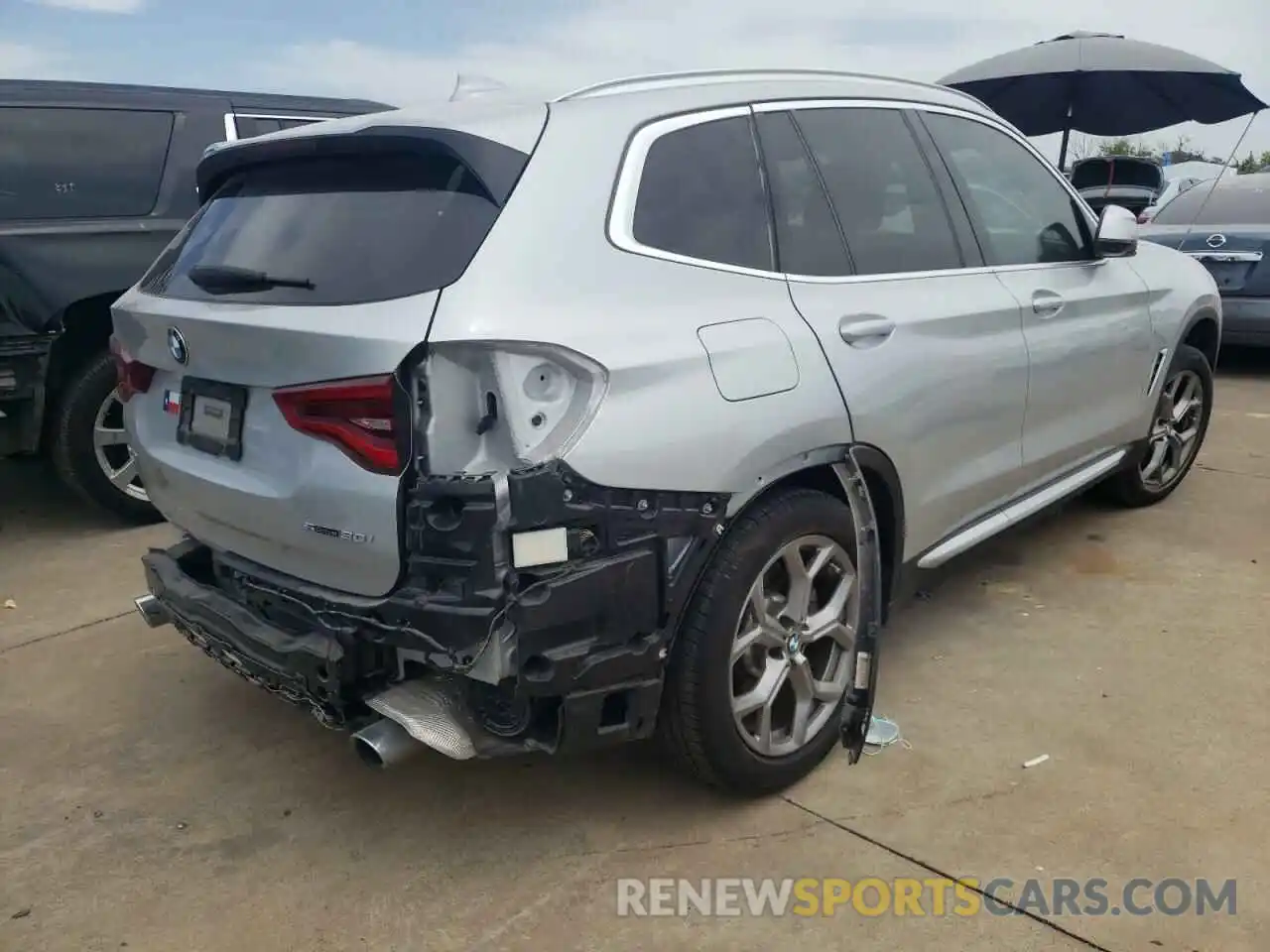 4 Photograph of a damaged car 5UXTY3C09L9B70278 BMW X3 2020