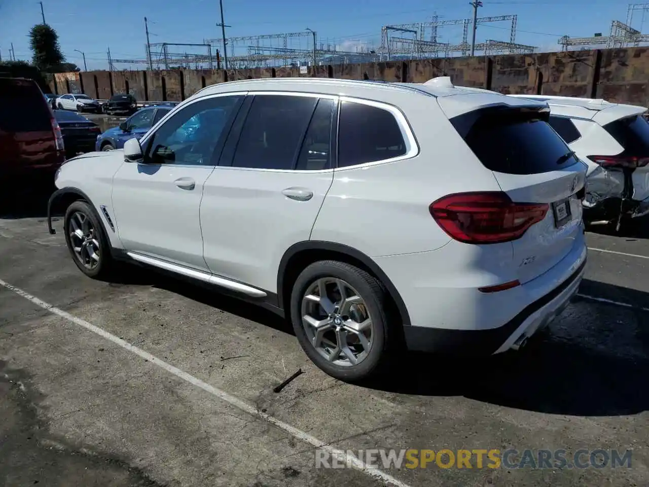 2 Photograph of a damaged car 5UXTY3C09LLU72363 BMW X3 2020