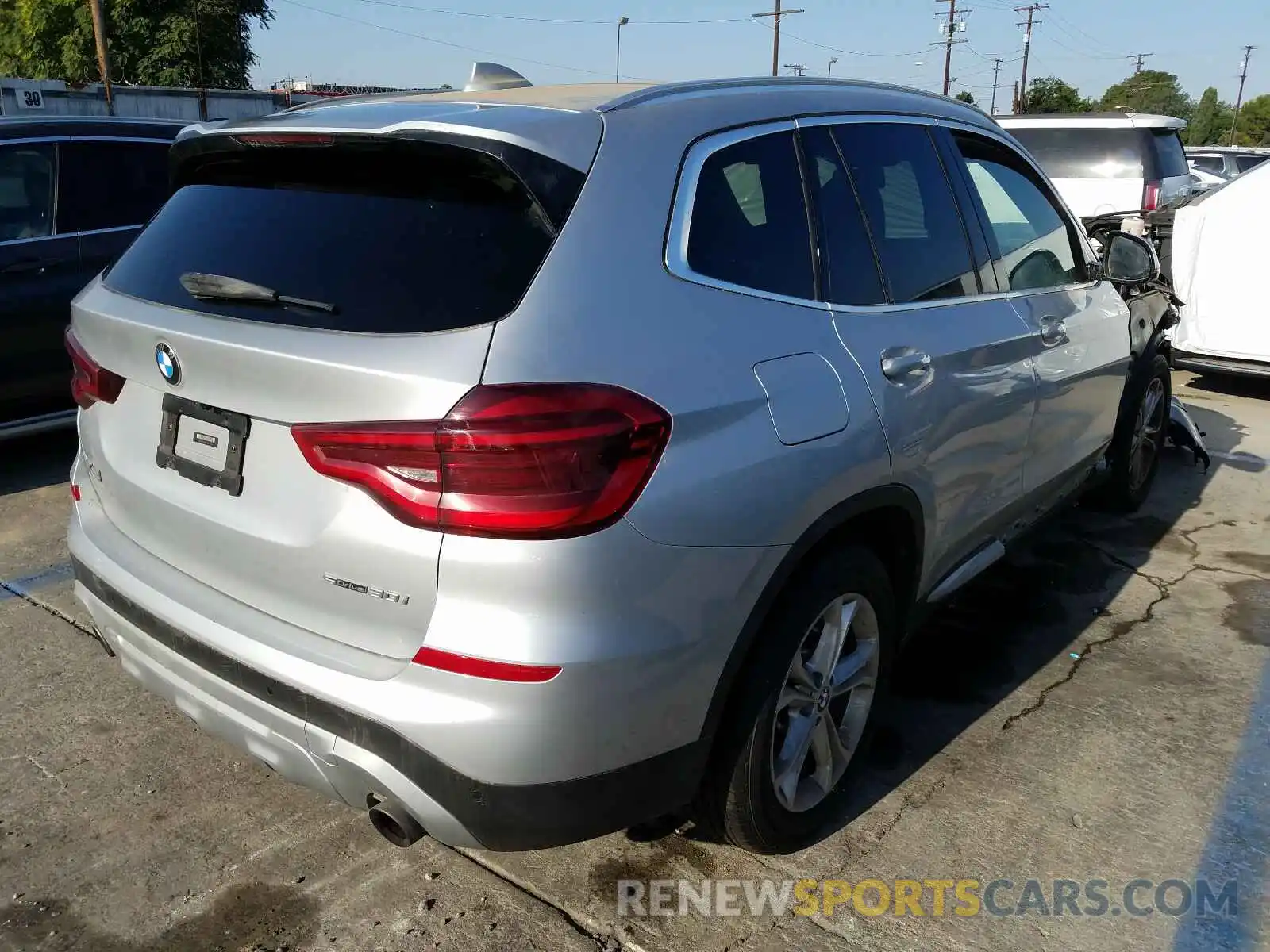 4 Photograph of a damaged car 5UXTY3C0XL9B57653 BMW X3 2020