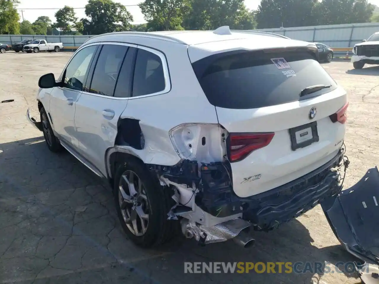 3 Photograph of a damaged car 5UXTY3C0XL9D12329 BMW X3 2020