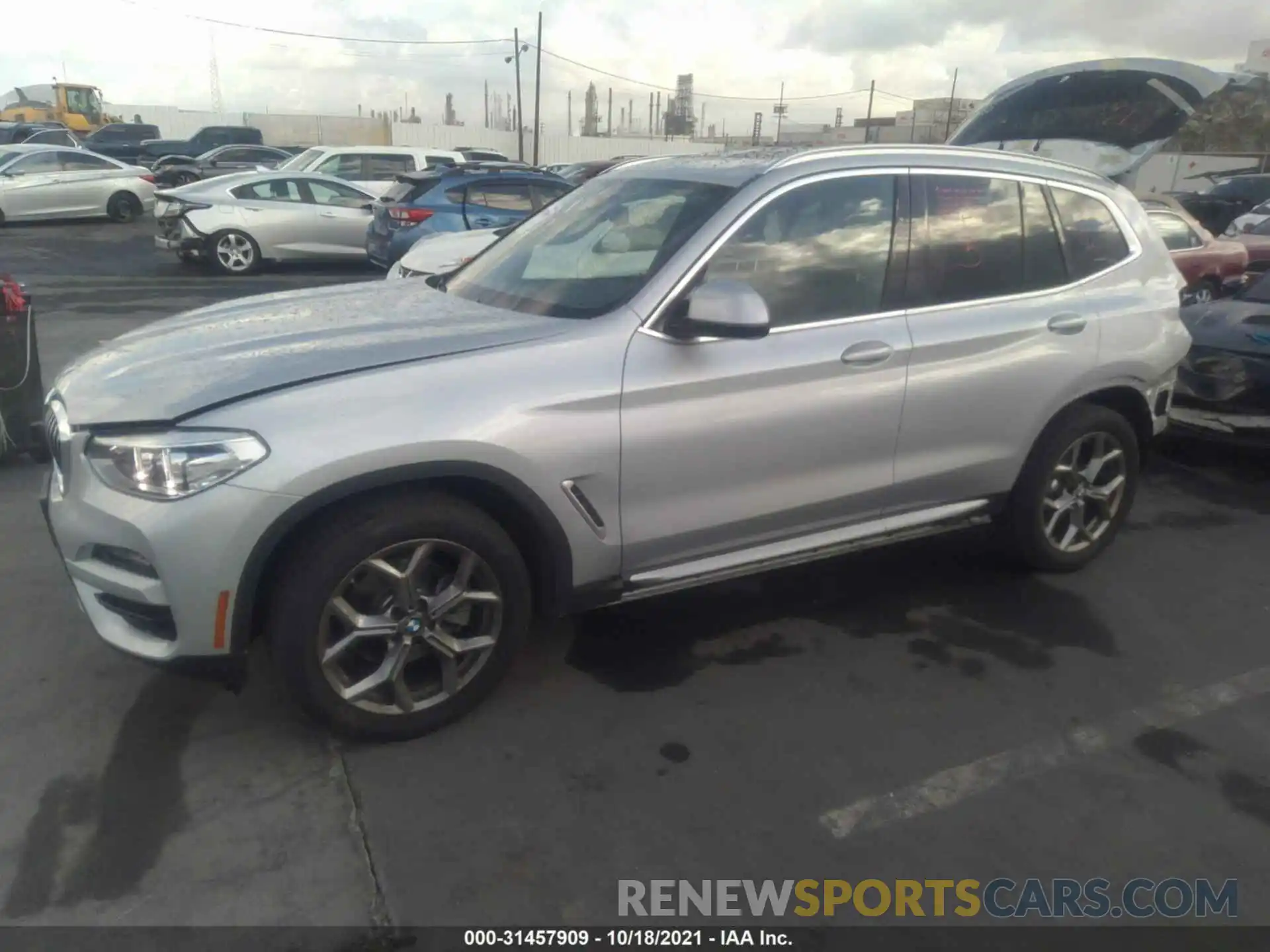 2 Photograph of a damaged car 5UXTY3C0XL9D44360 BMW X3 2020