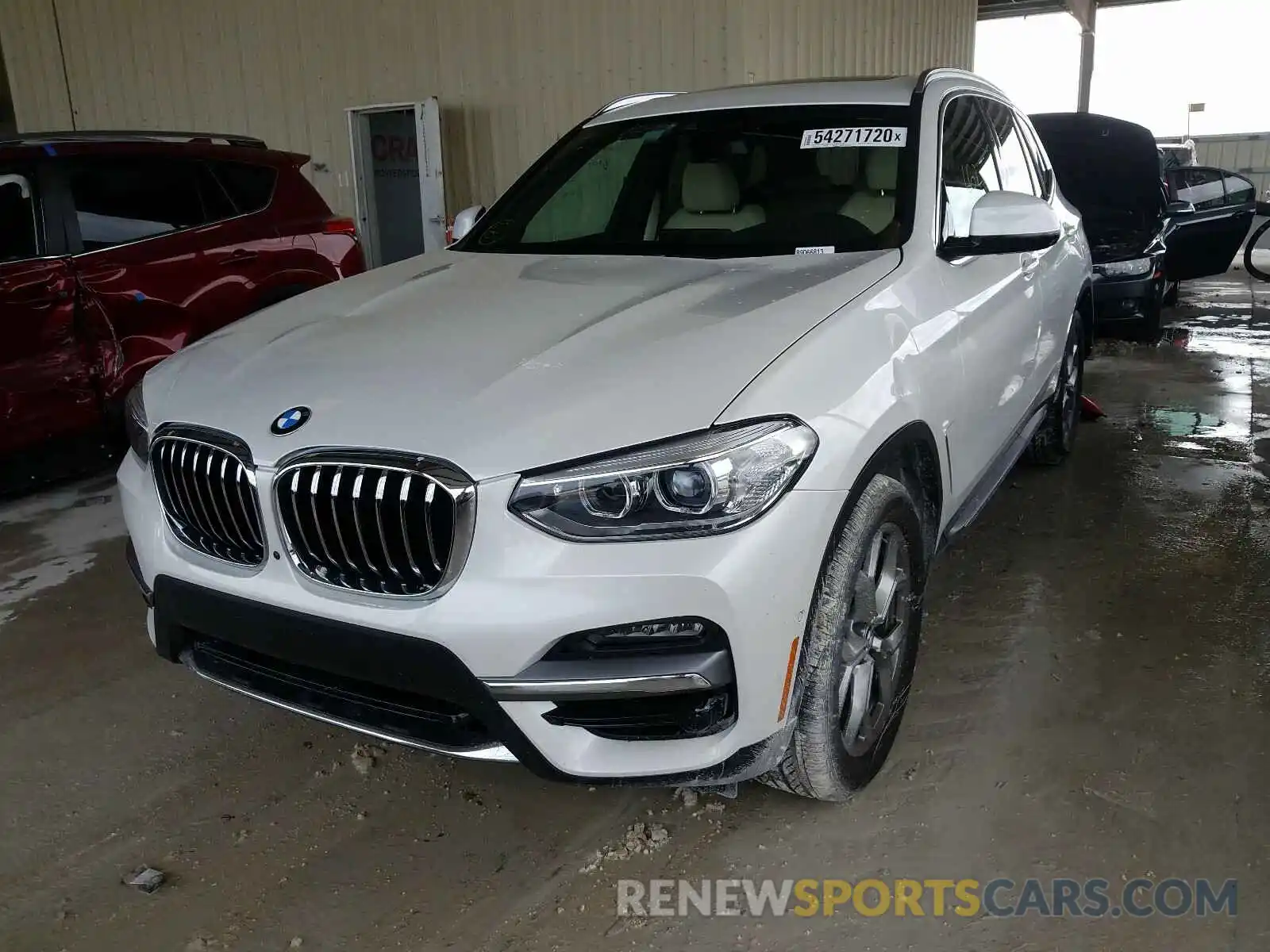 2 Photograph of a damaged car 5UXTY3C0XL9D66813 BMW X3 2020