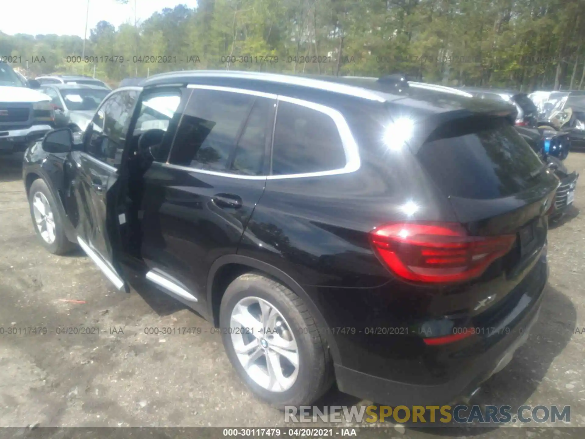 3 Photograph of a damaged car 5UXTY3C0XLLU72453 BMW X3 2020