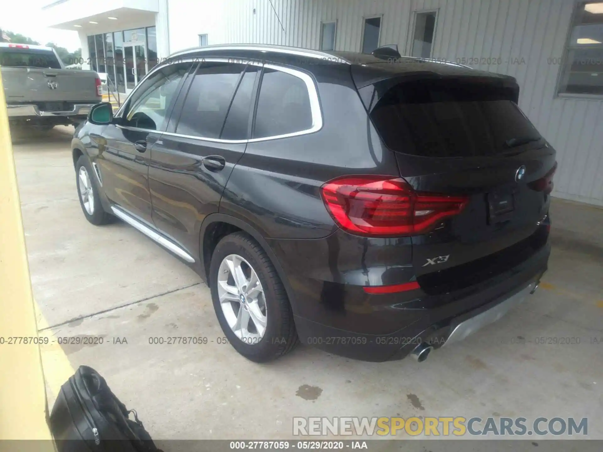 3 Photograph of a damaged car 5UXTY3C0XLLU72548 BMW X3 2020