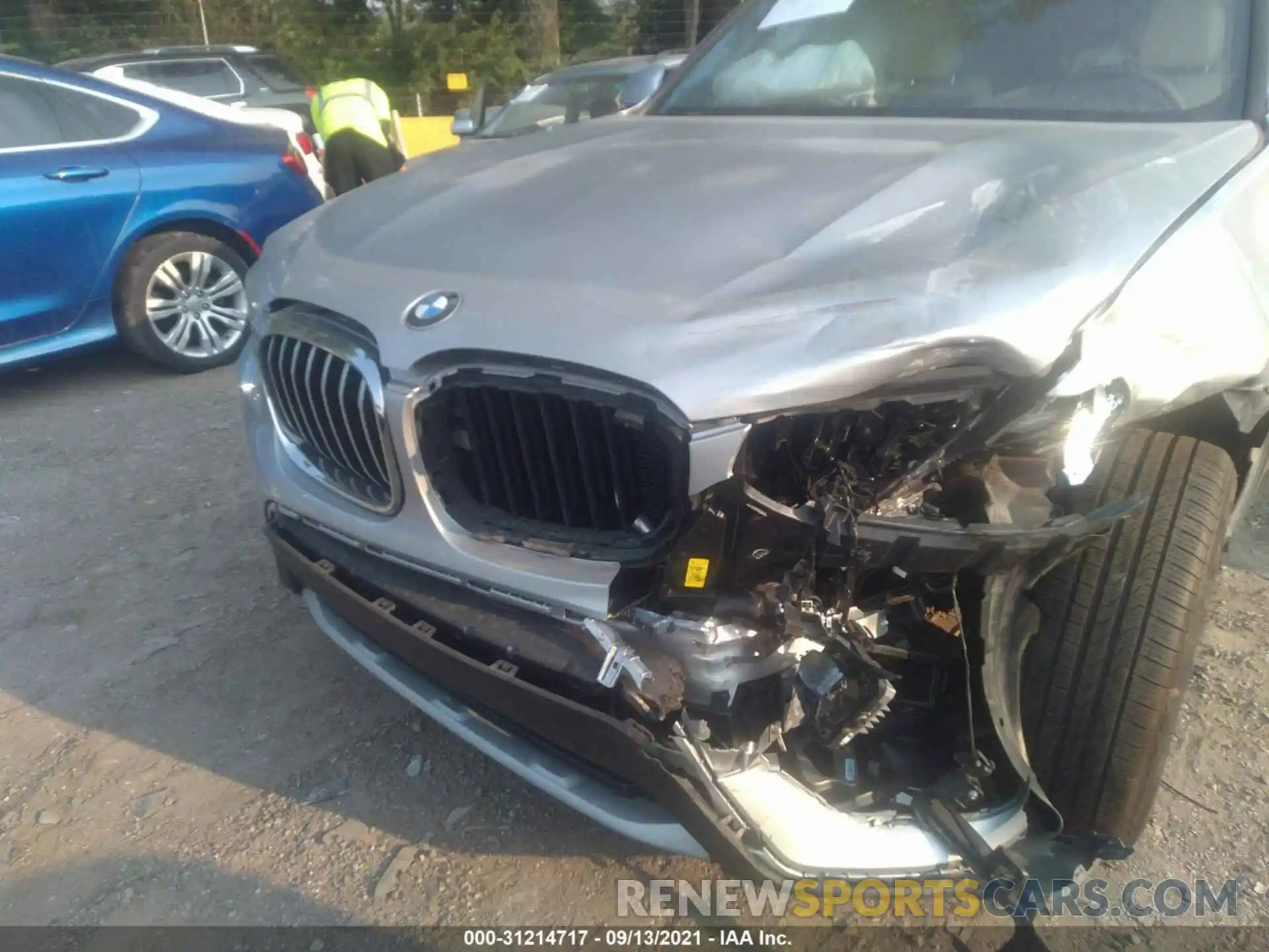 6 Photograph of a damaged car 5UXTY5C00L9B18193 BMW X3 2020