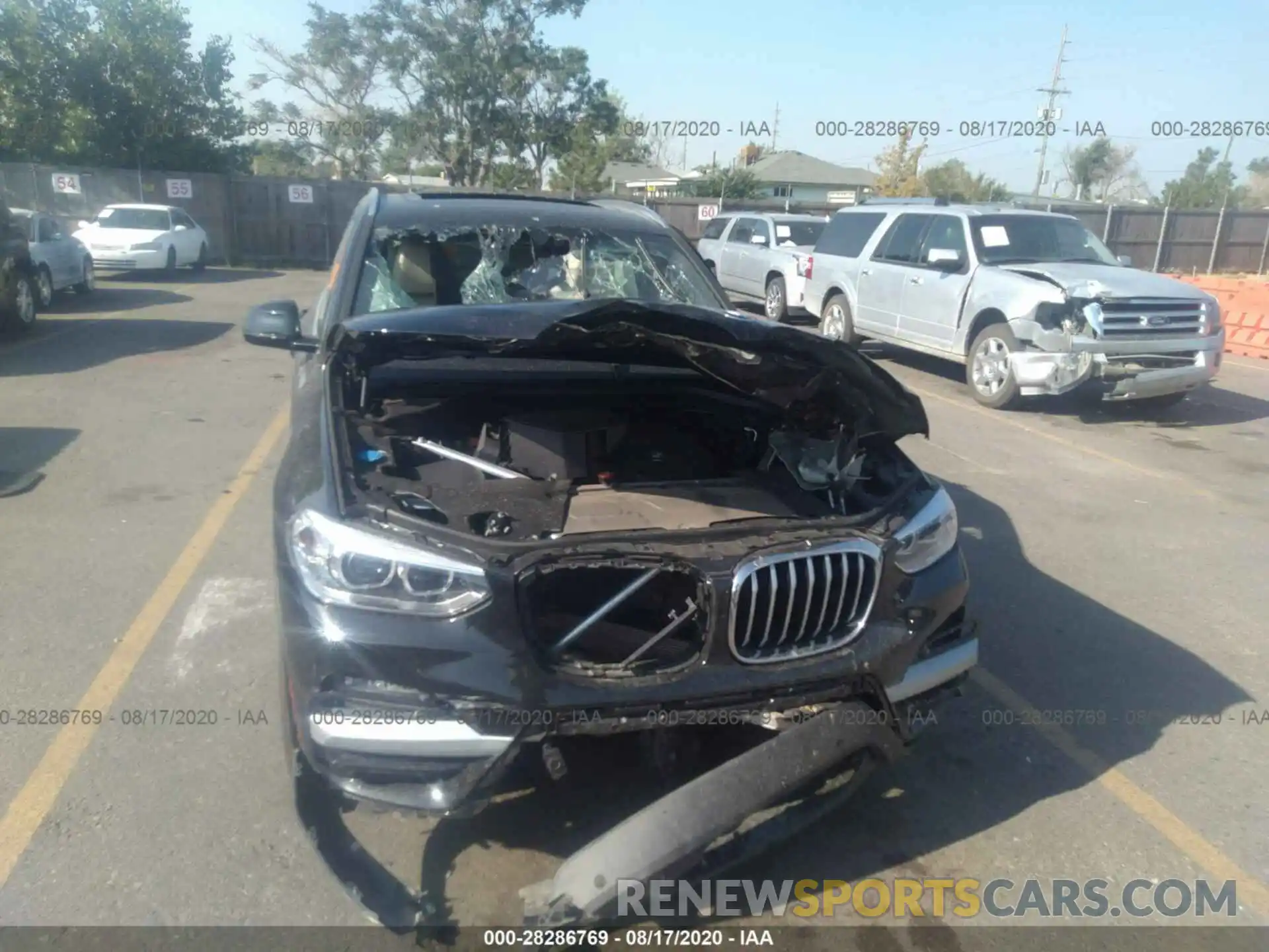 6 Photograph of a damaged car 5UXTY5C00L9B76031 BMW X3 2020