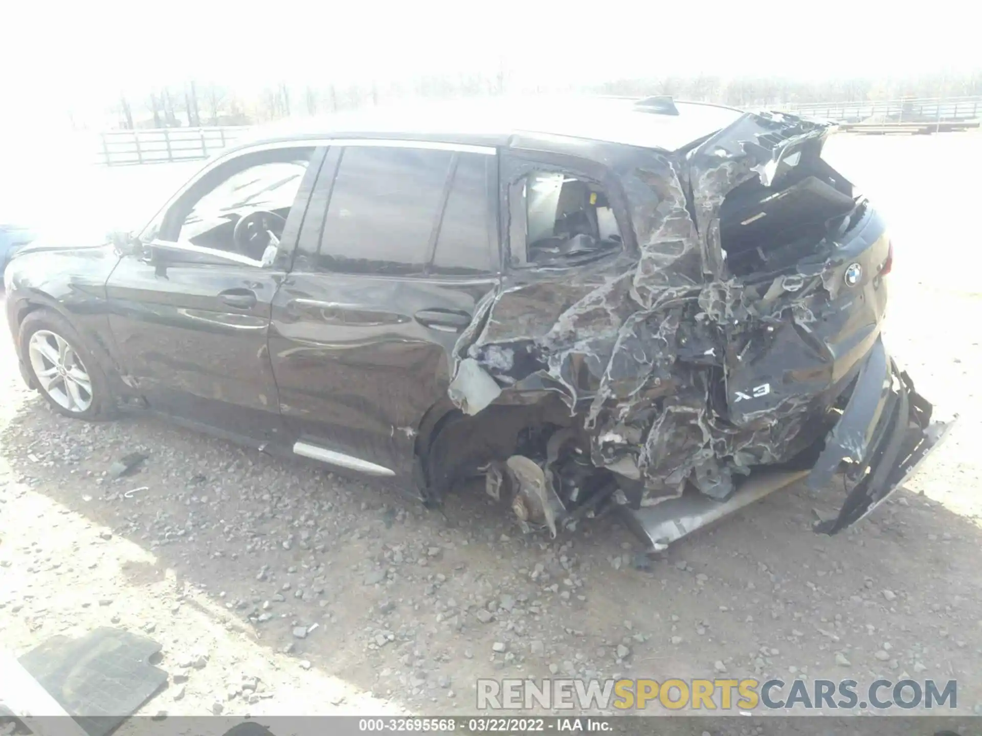 3 Photograph of a damaged car 5UXTY5C00L9B82427 BMW X3 2020