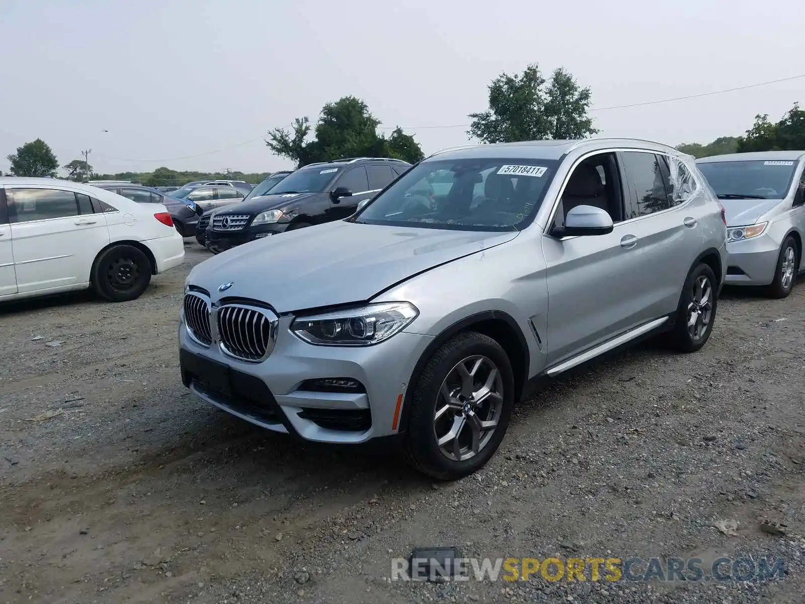 2 Photograph of a damaged car 5UXTY5C00L9C62455 BMW X3 2020