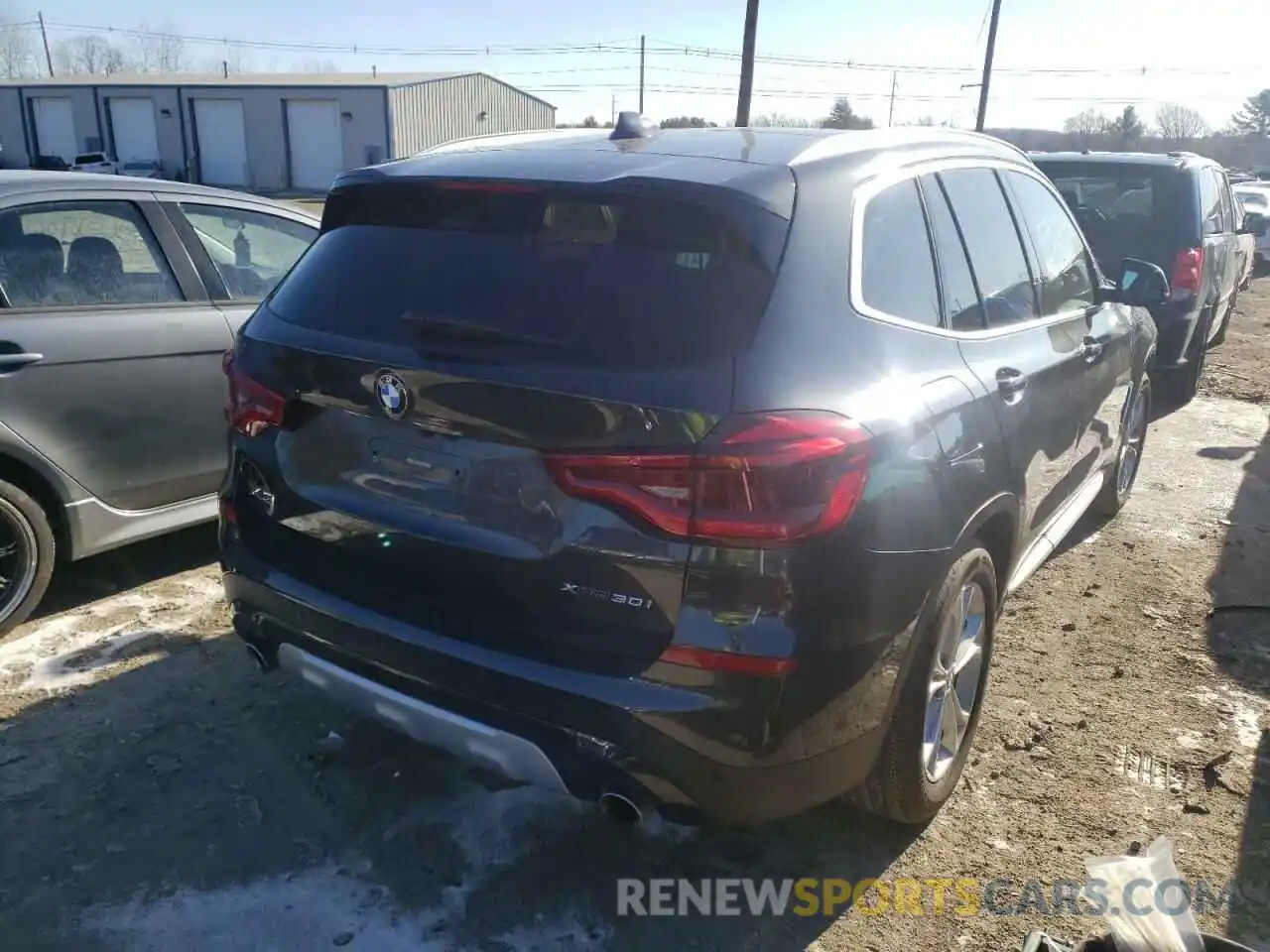 4 Photograph of a damaged car 5UXTY5C00L9D15932 BMW X3 2020