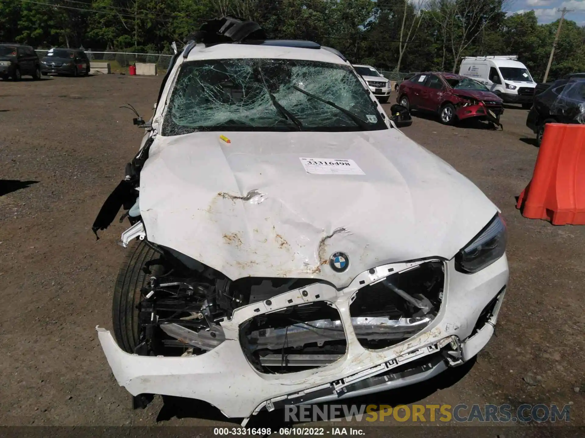 6 Photograph of a damaged car 5UXTY5C00L9D58599 BMW X3 2020