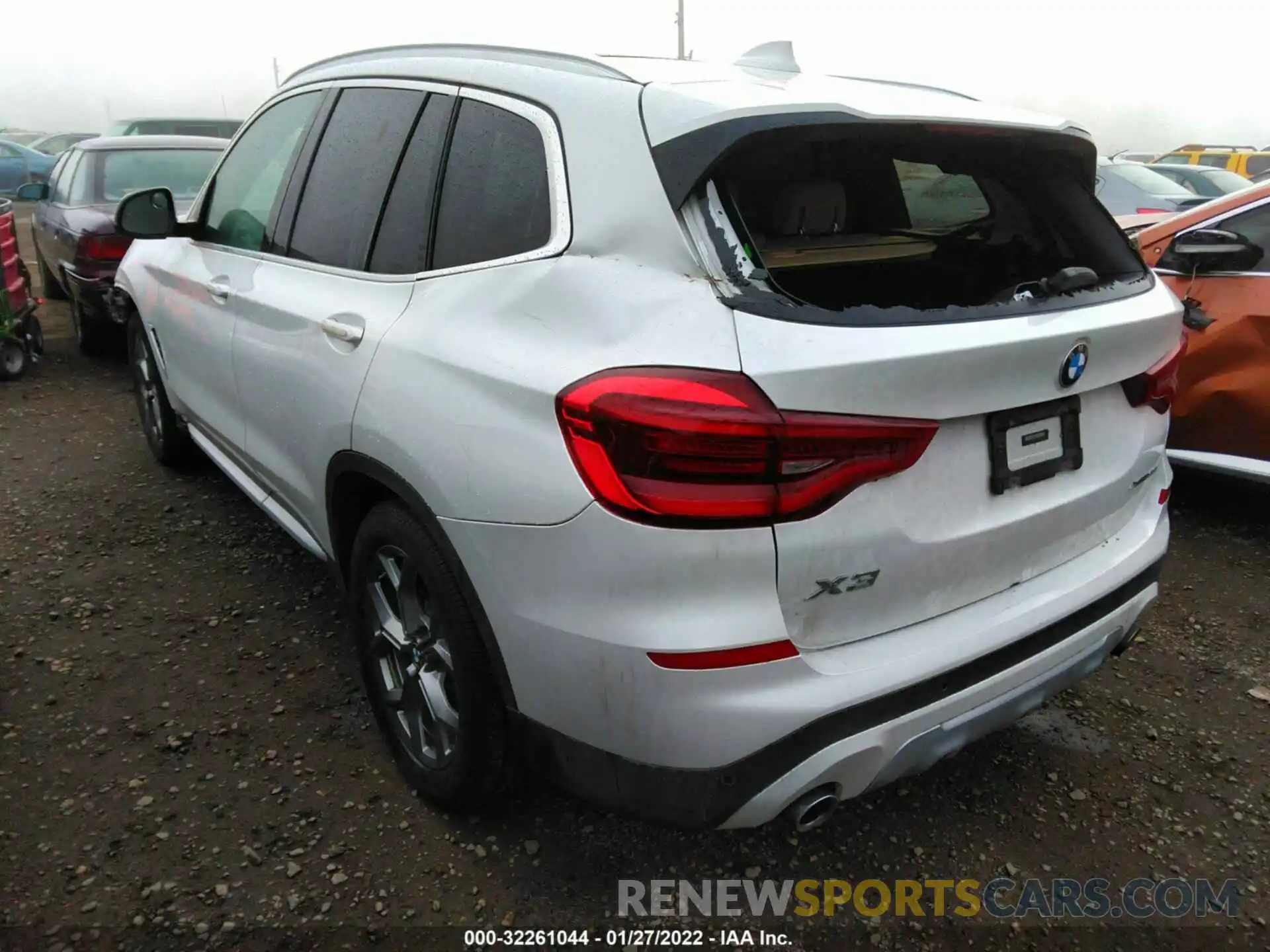 3 Фотография поврежденного автомобиля 5UXTY5C00LLT34416 BMW X3 2020