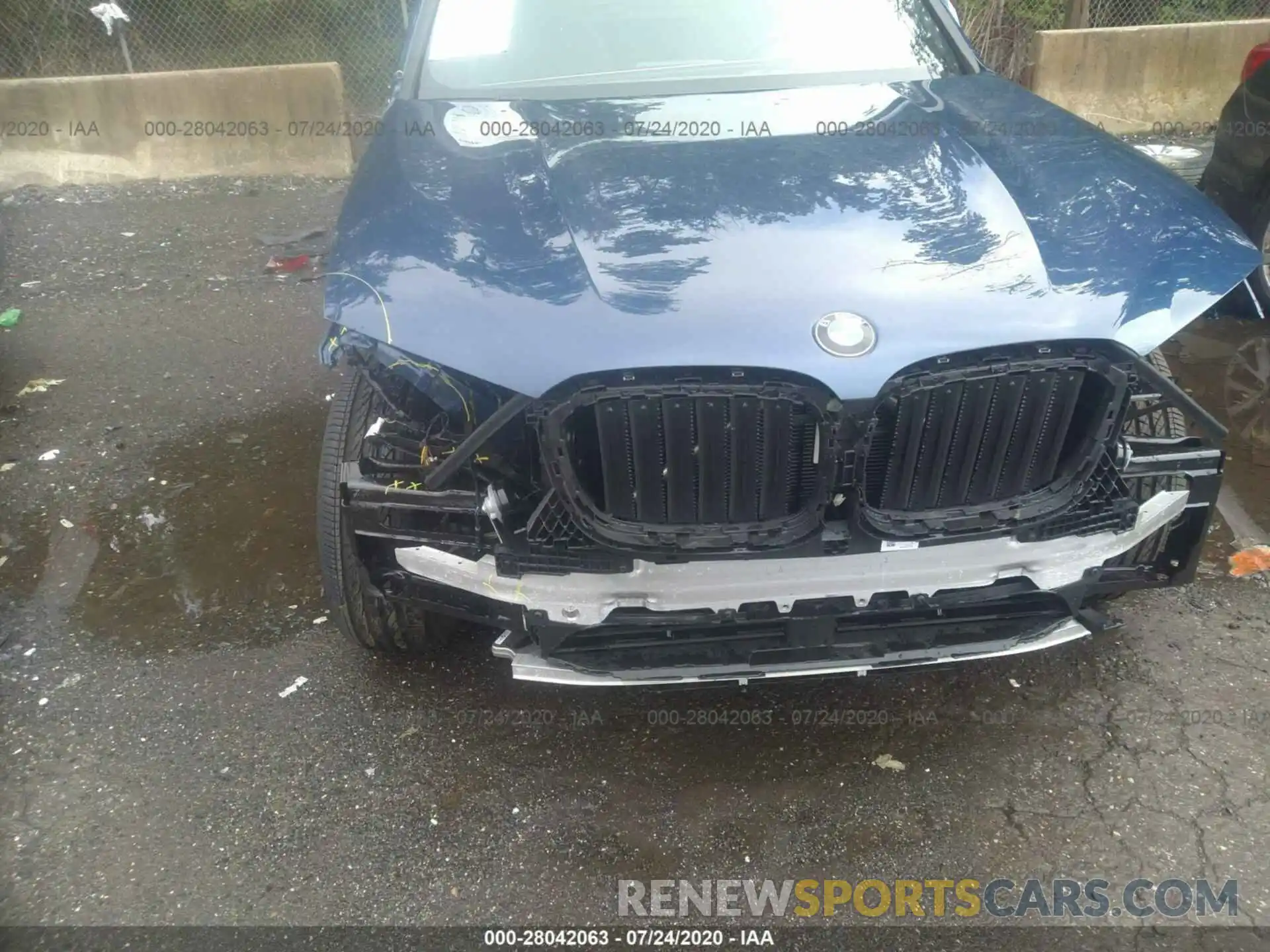 6 Photograph of a damaged car 5UXTY5C01L9B07851 BMW X3 2020