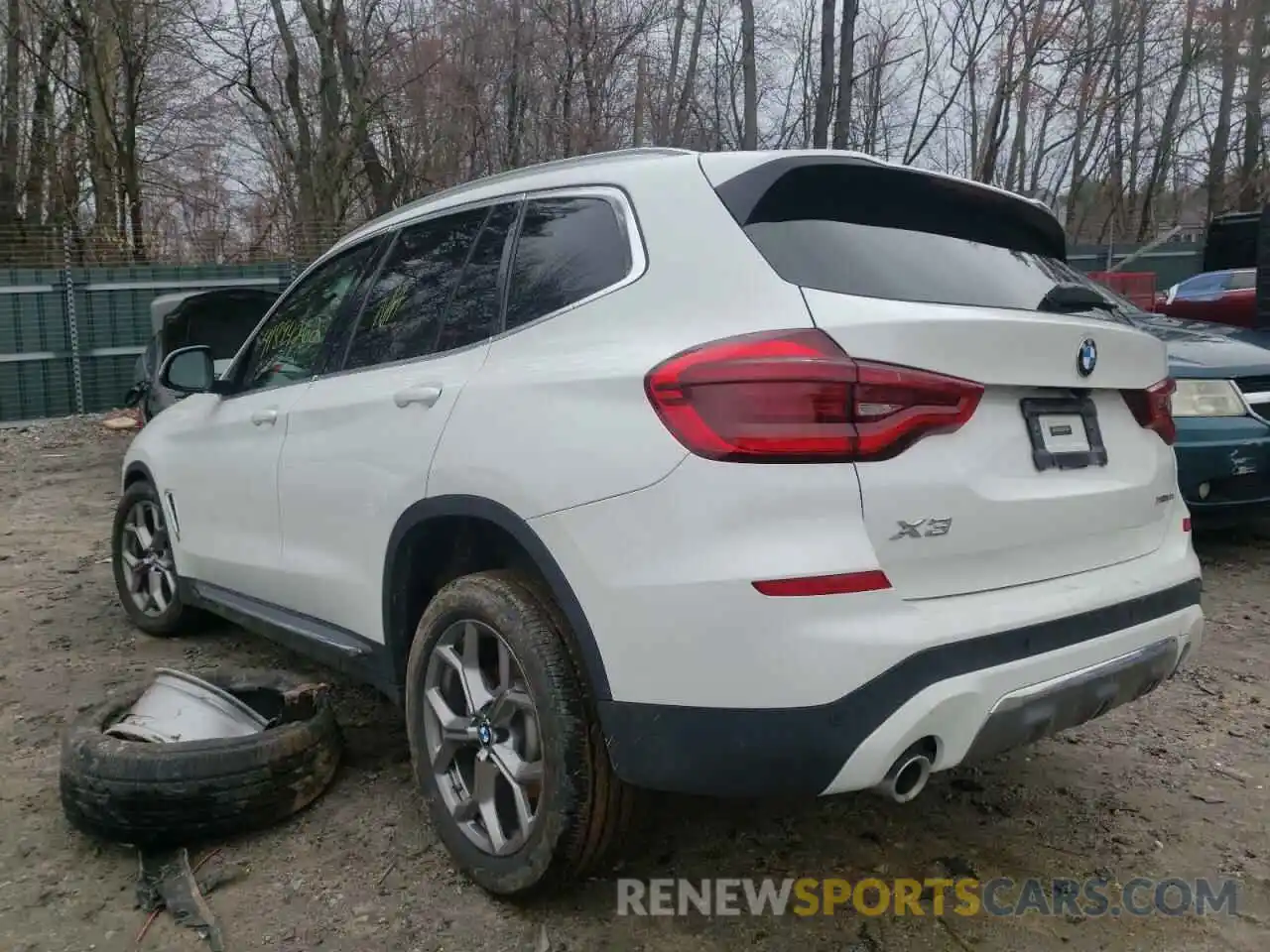 3 Photograph of a damaged car 5UXTY5C01L9C42182 BMW X3 2020