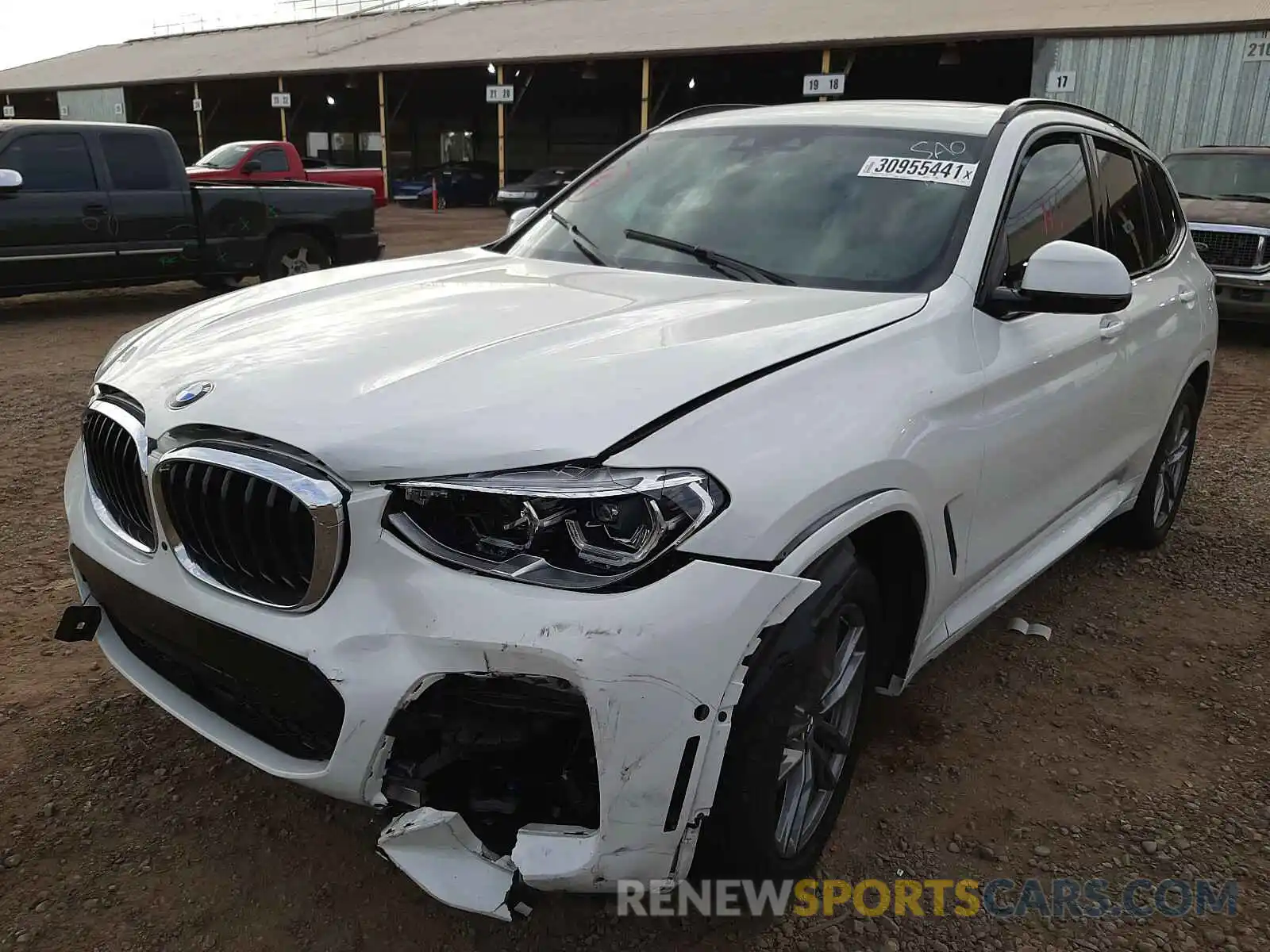 2 Photograph of a damaged car 5UXTY5C01L9C52923 BMW X3 2020