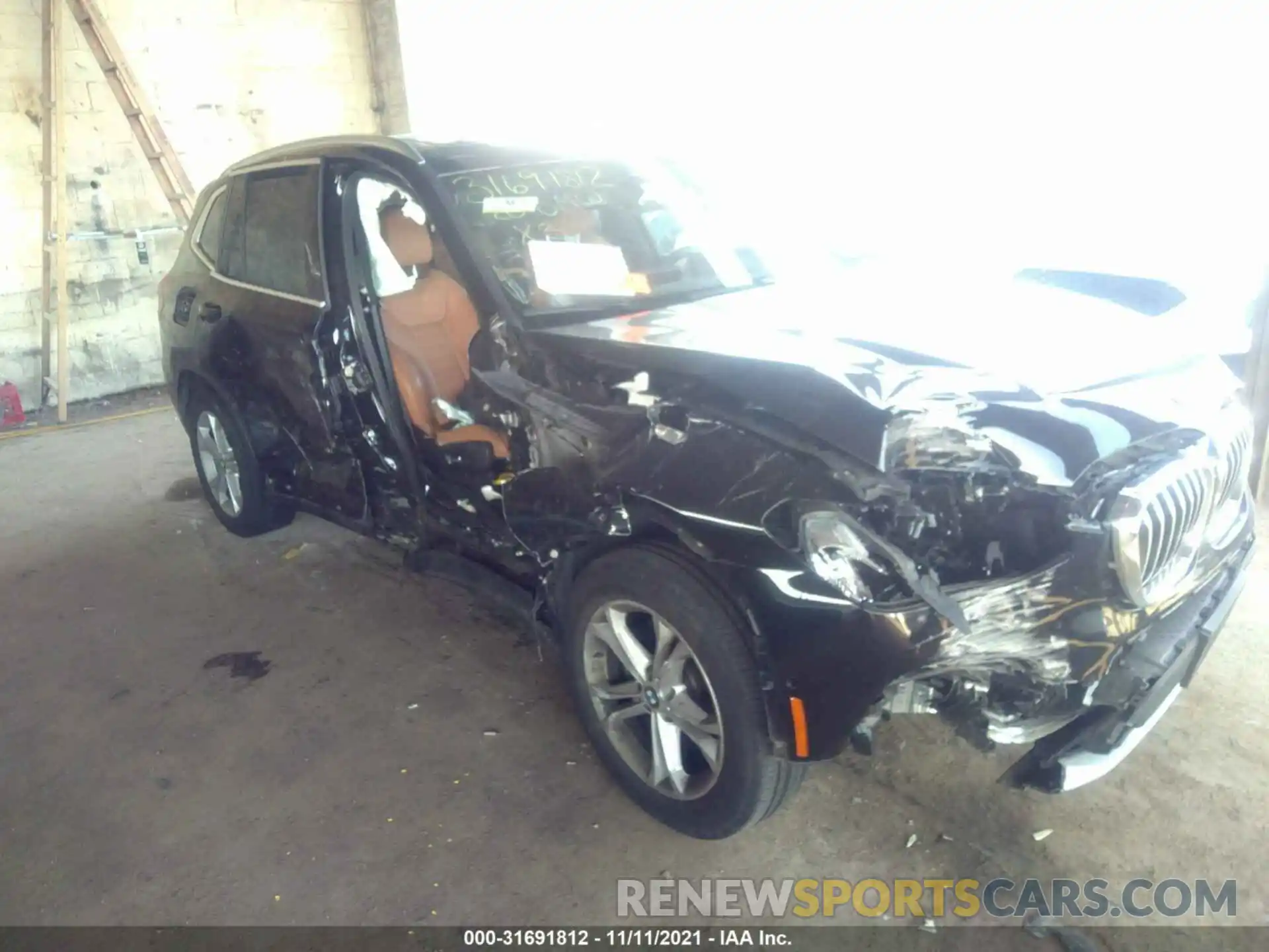 6 Photograph of a damaged car 5UXTY5C01L9C56275 BMW X3 2020